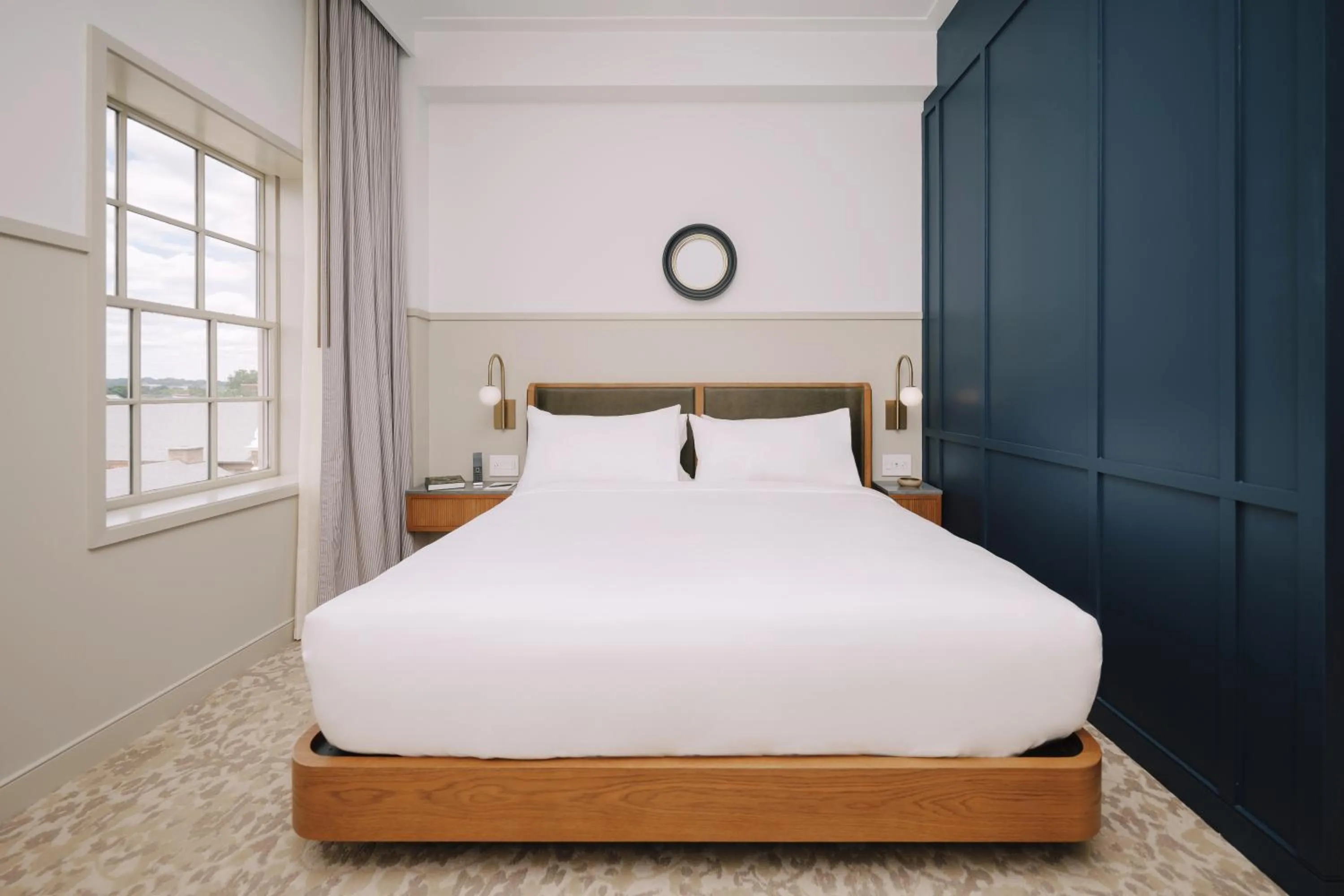 Bedroom, Bed in Hotel Heron Old Town Alexandria