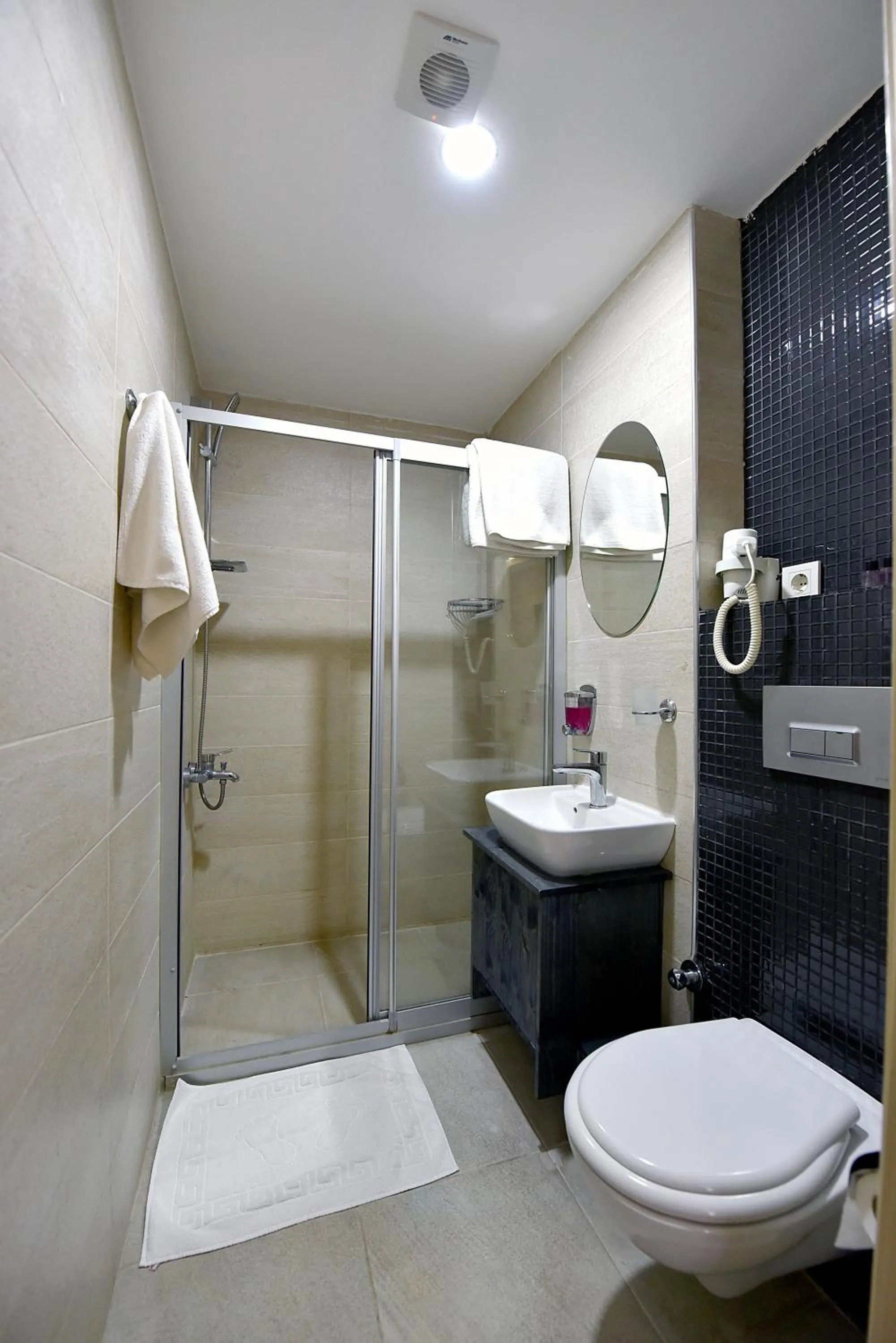 Bathroom in Sunlife Oldcity