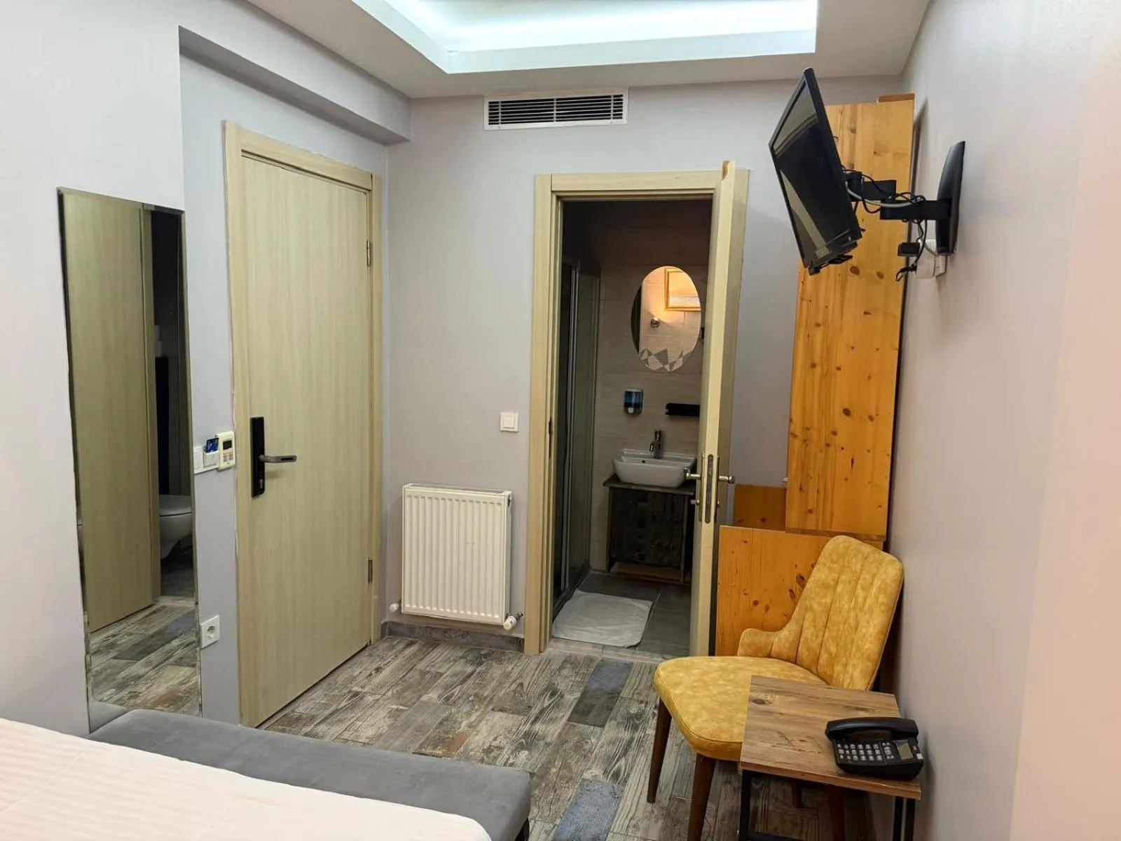 Decorative detail, Bed in Sunlife Oldcity