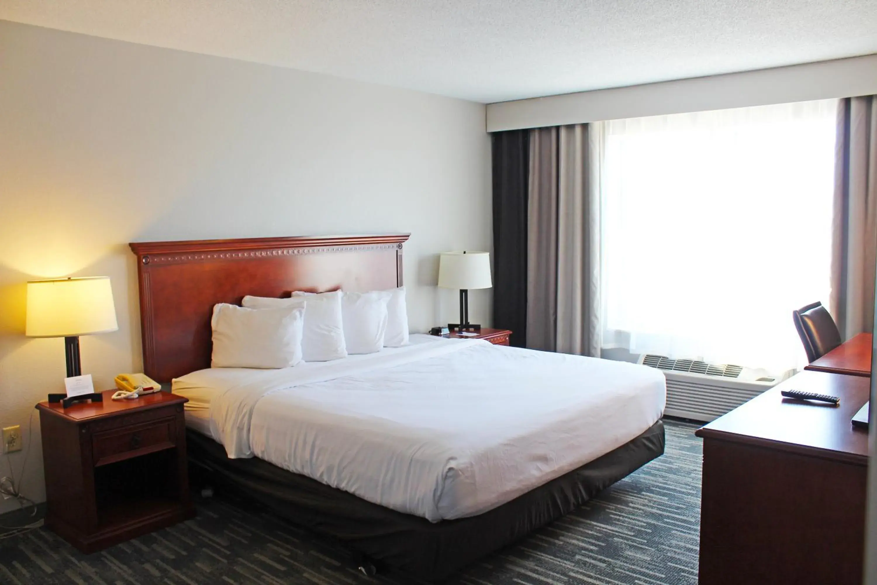 Deluxe King Studio in Independence Stay Hotel & Suites Deluxe King Studio in Independence Stay Hotel & Suites