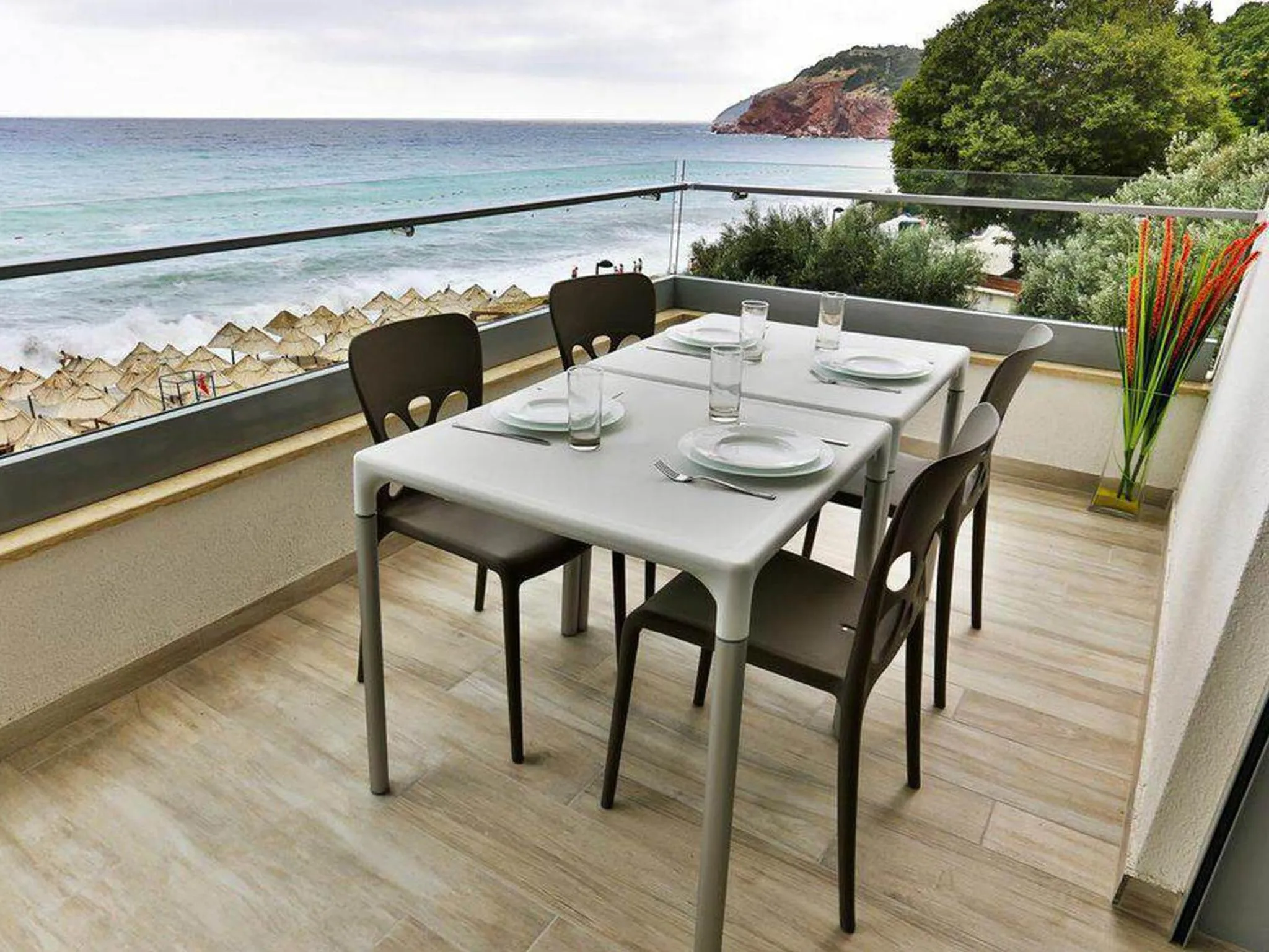 Spring in Apart Hotel Sea Fort