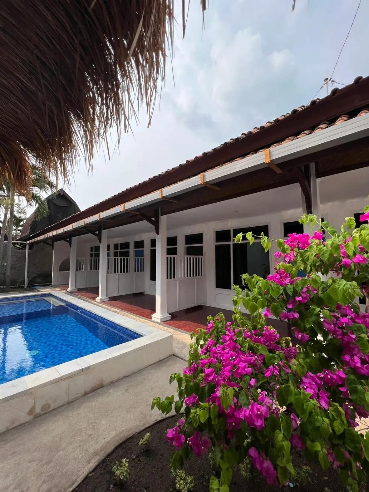 Pool view in Seaside Hotel
