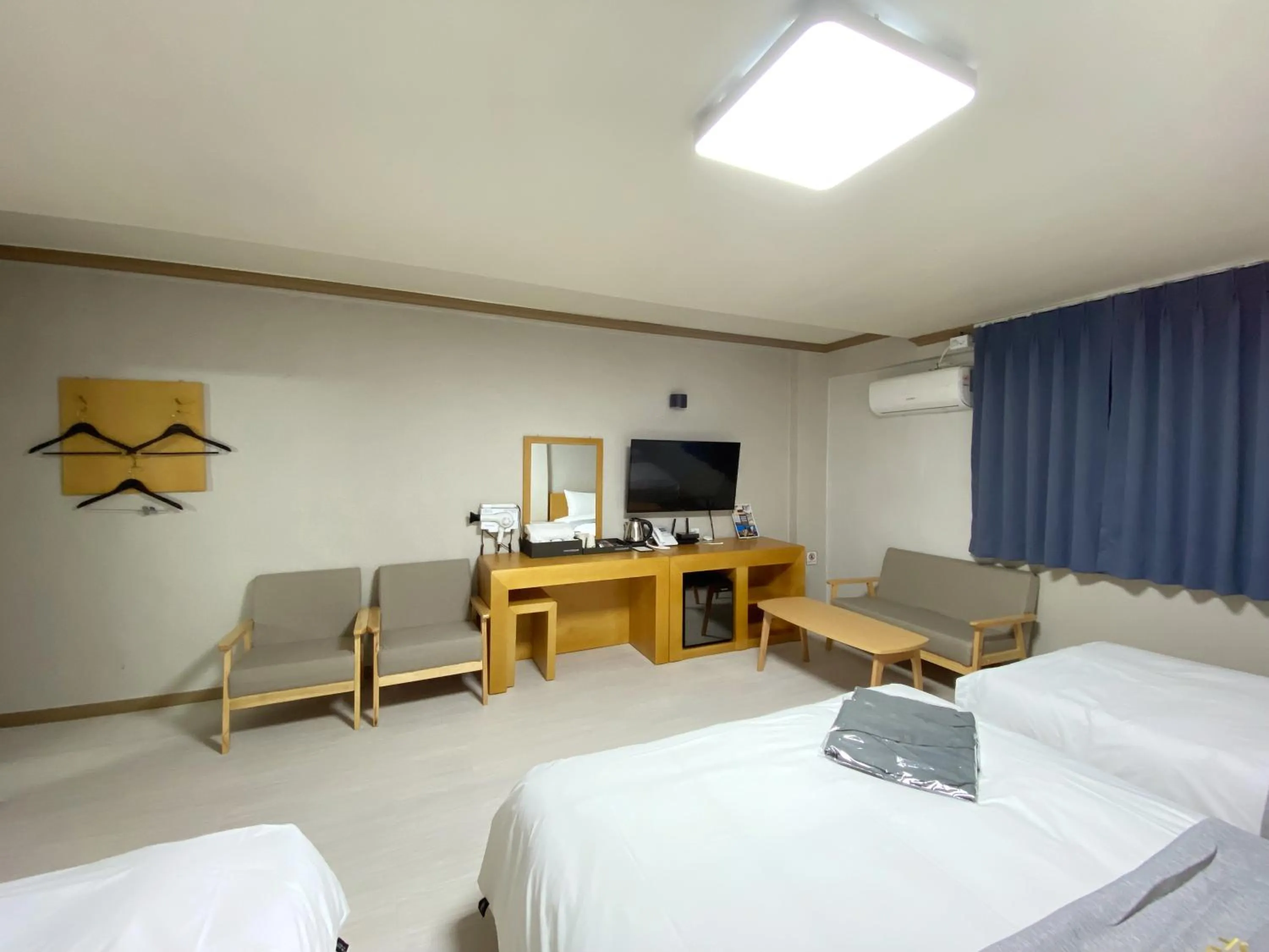 Bed in Suanbo Hot Spring Healing Hotel