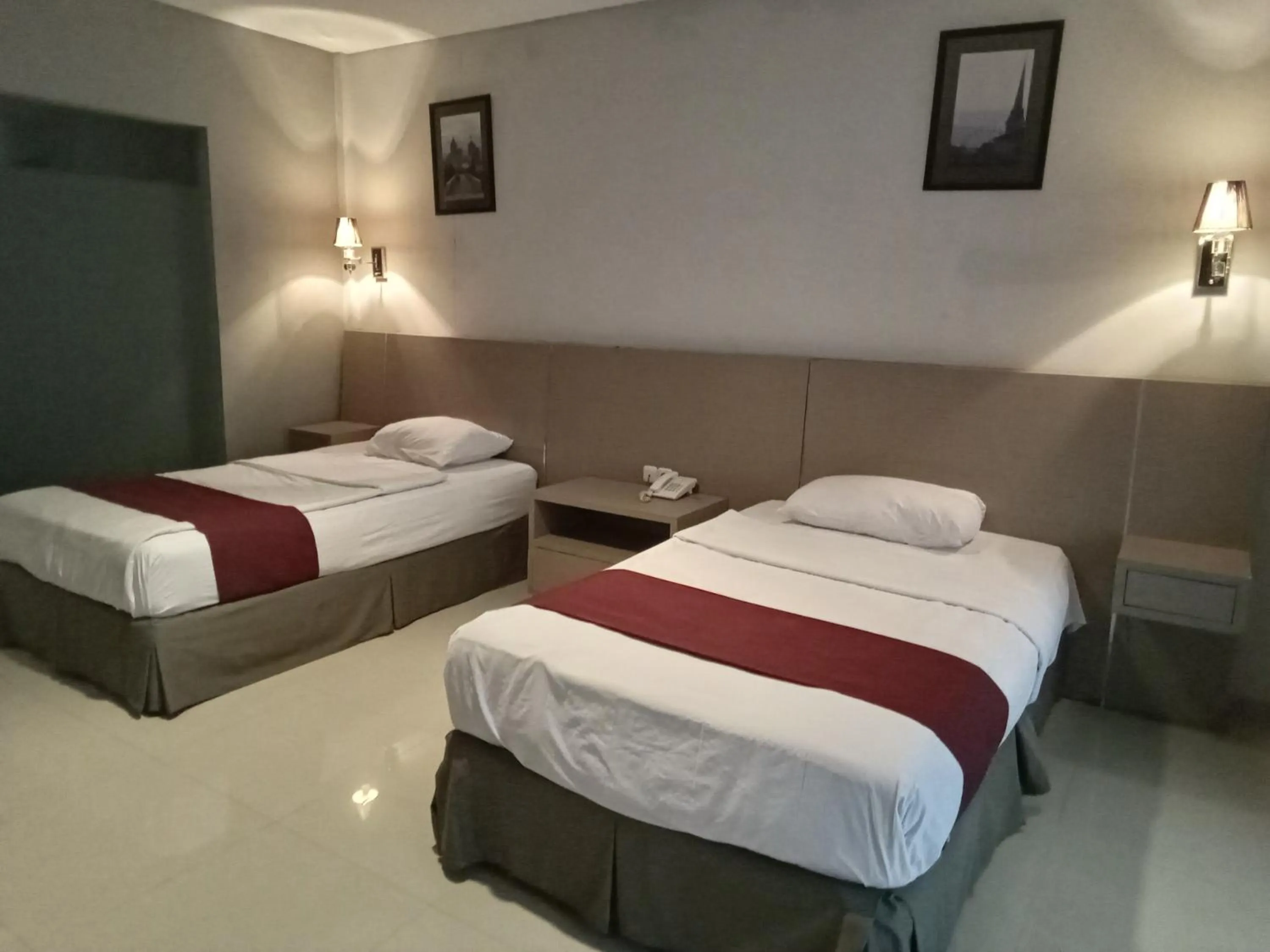 Bed in Resort Prima Cipayung