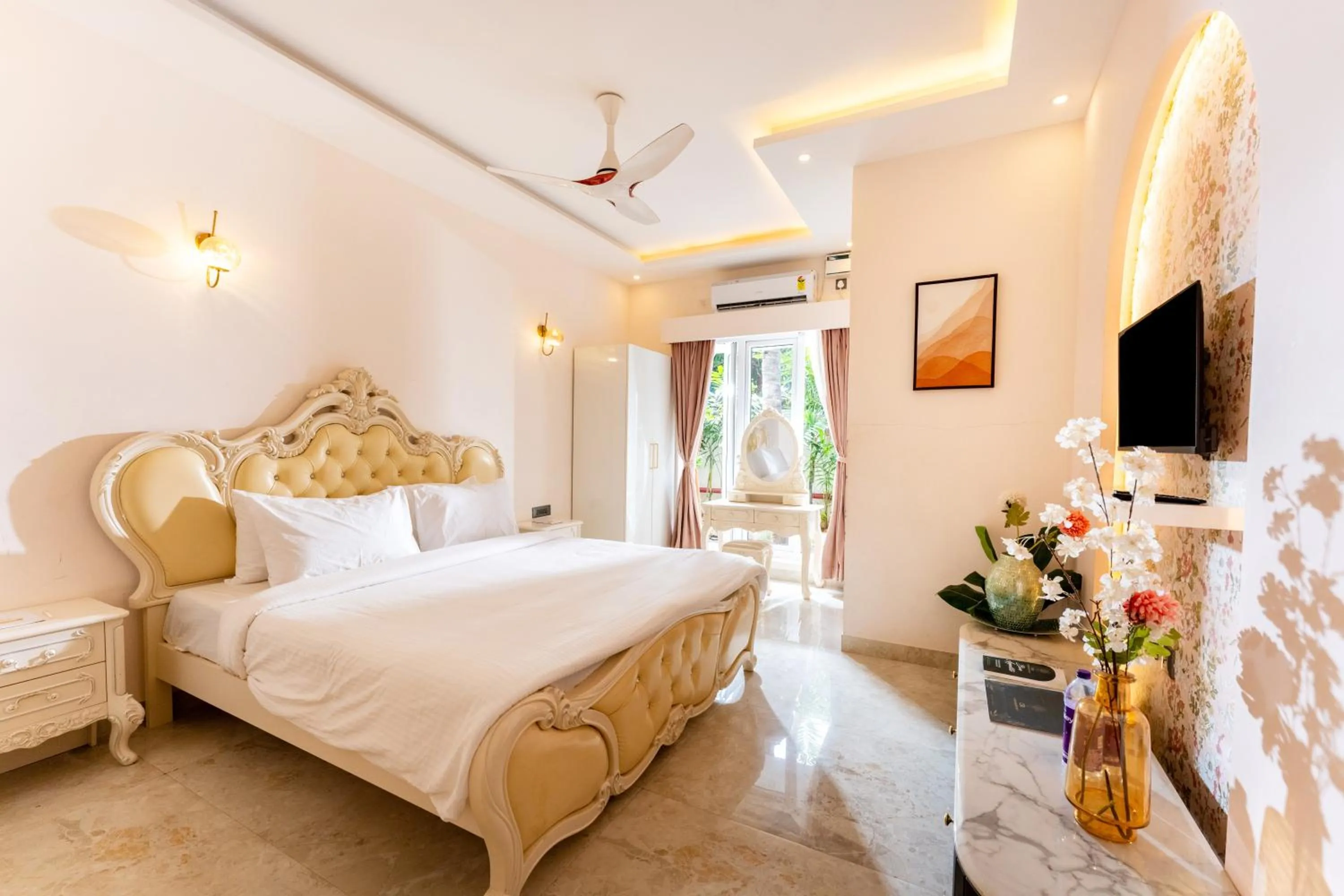 Bedroom, Bed in CSR Landmark Resorts
