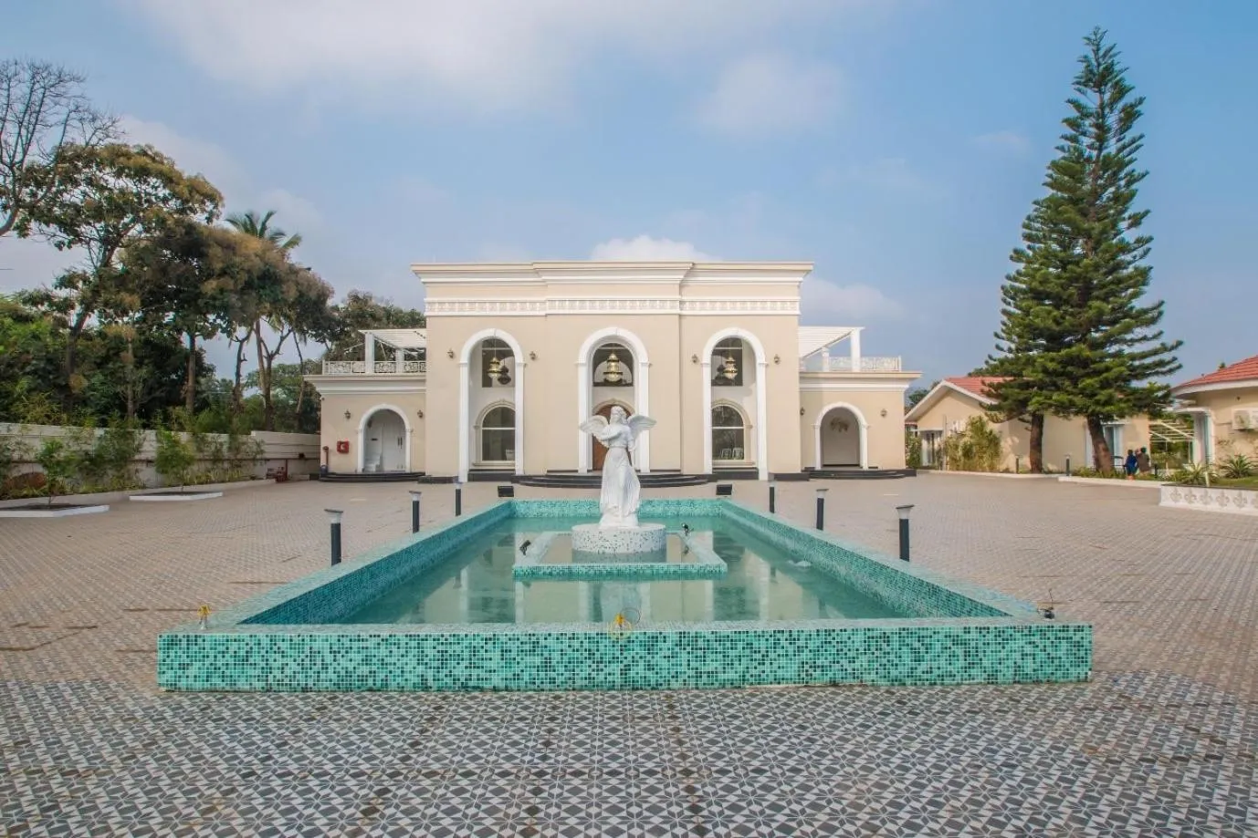 Property building in CSR Landmark Resorts