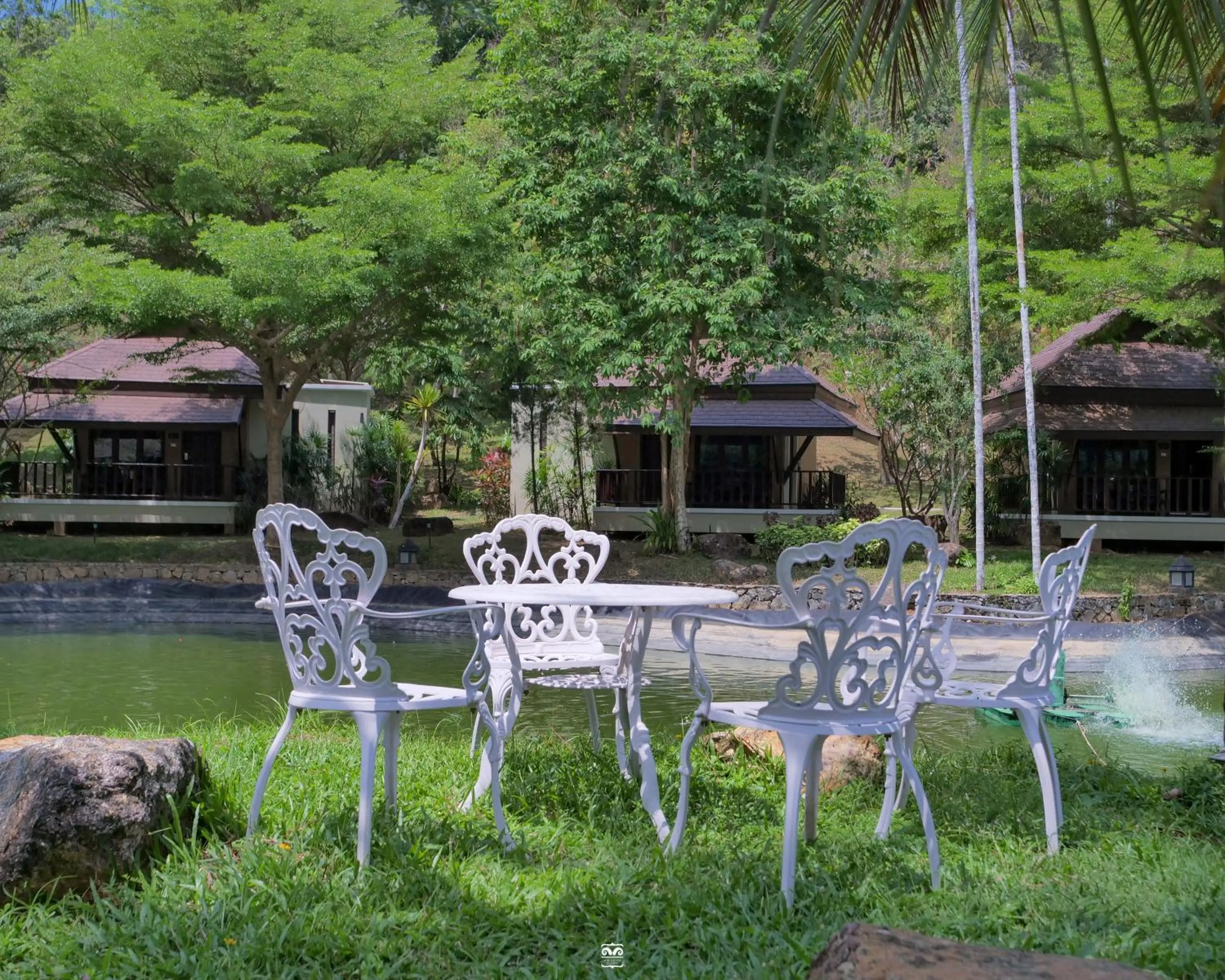 Day in Victoria Cliff Hotel & Resort, Kawthaung