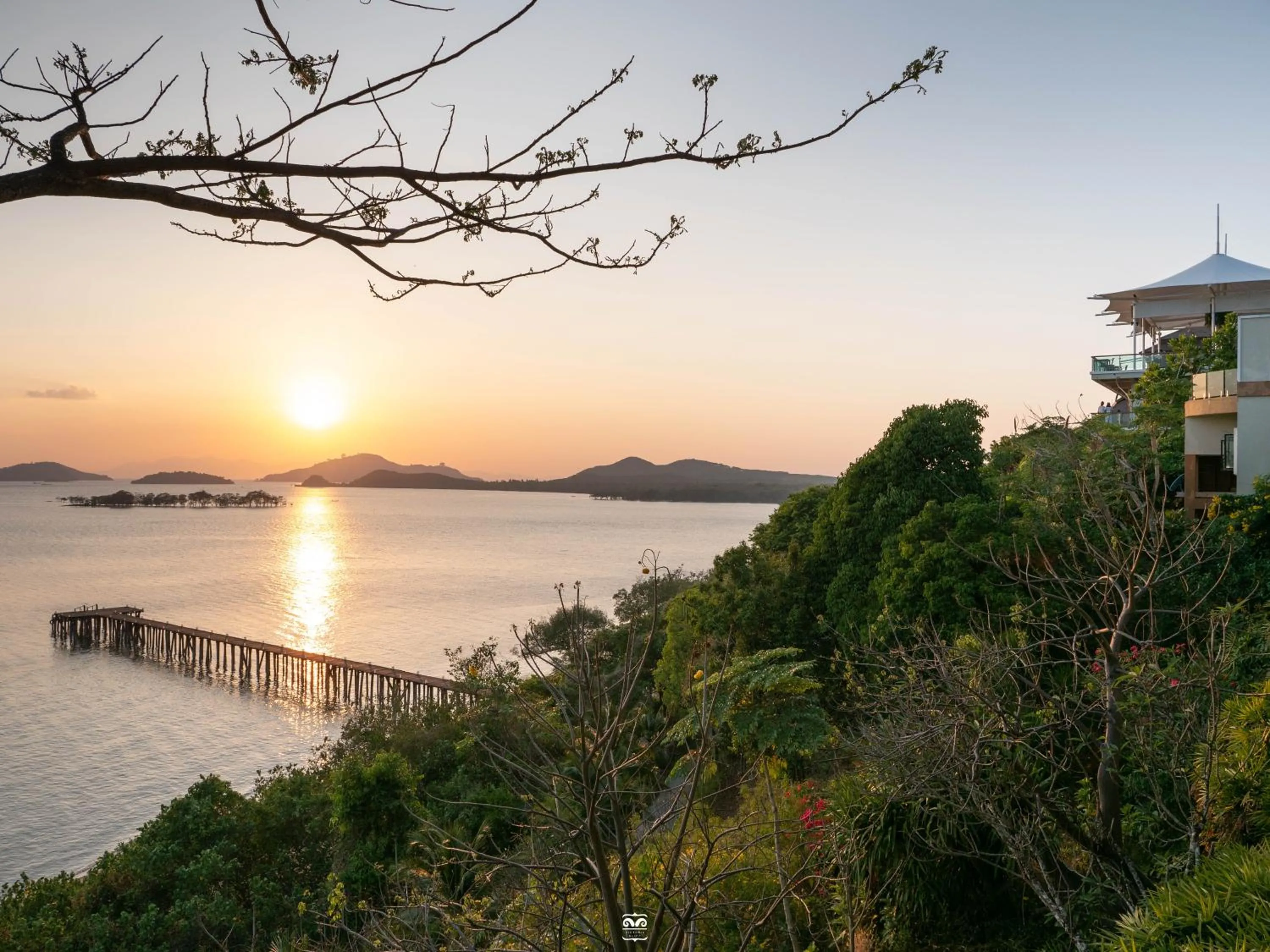 Garden in Victoria Cliff Hotel & Resort, Kawthaung