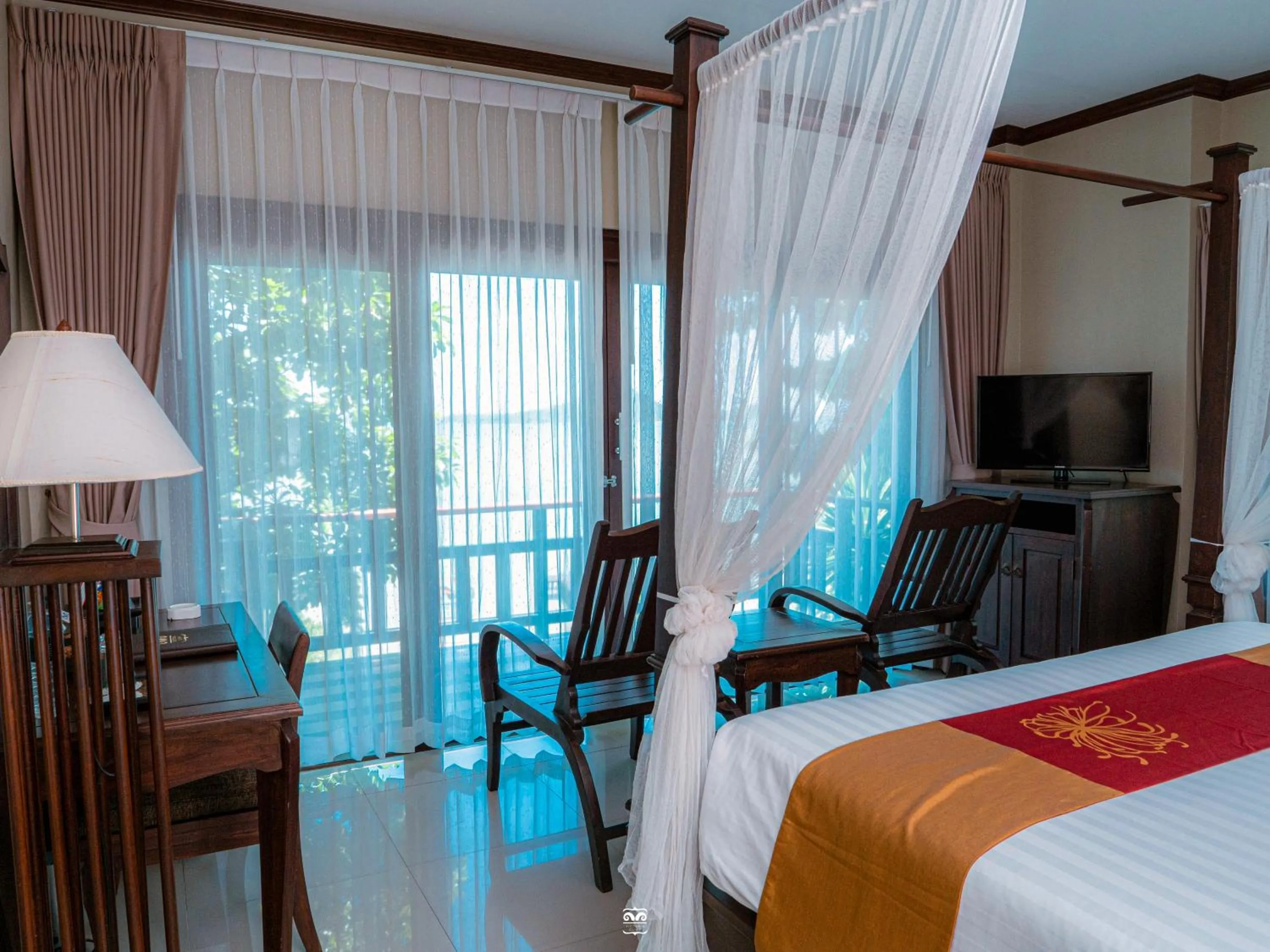 Bed in Victoria Cliff Hotel & Resort, Kawthaung