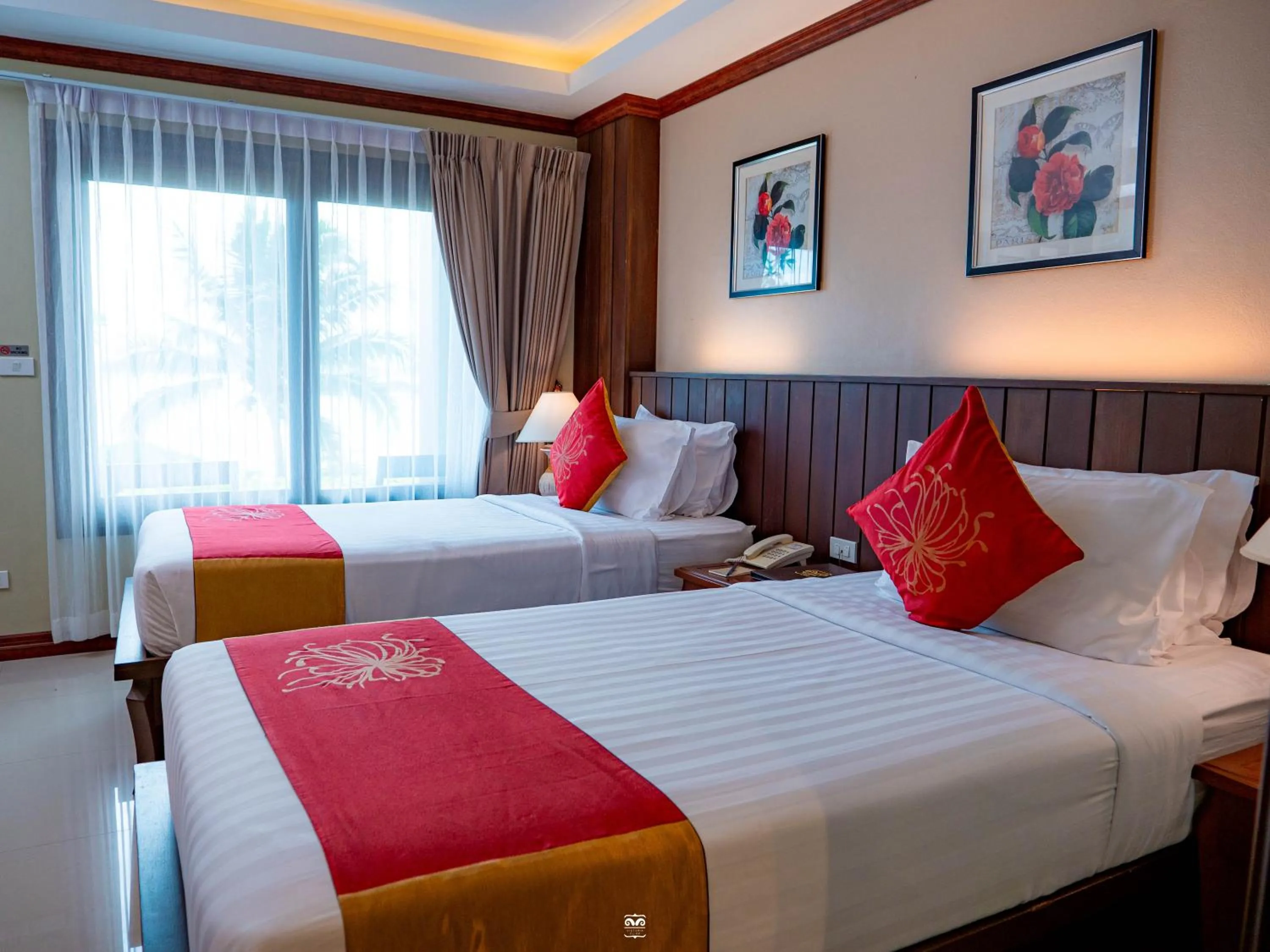 Bed in Victoria Cliff Hotel & Resort, Kawthaung
