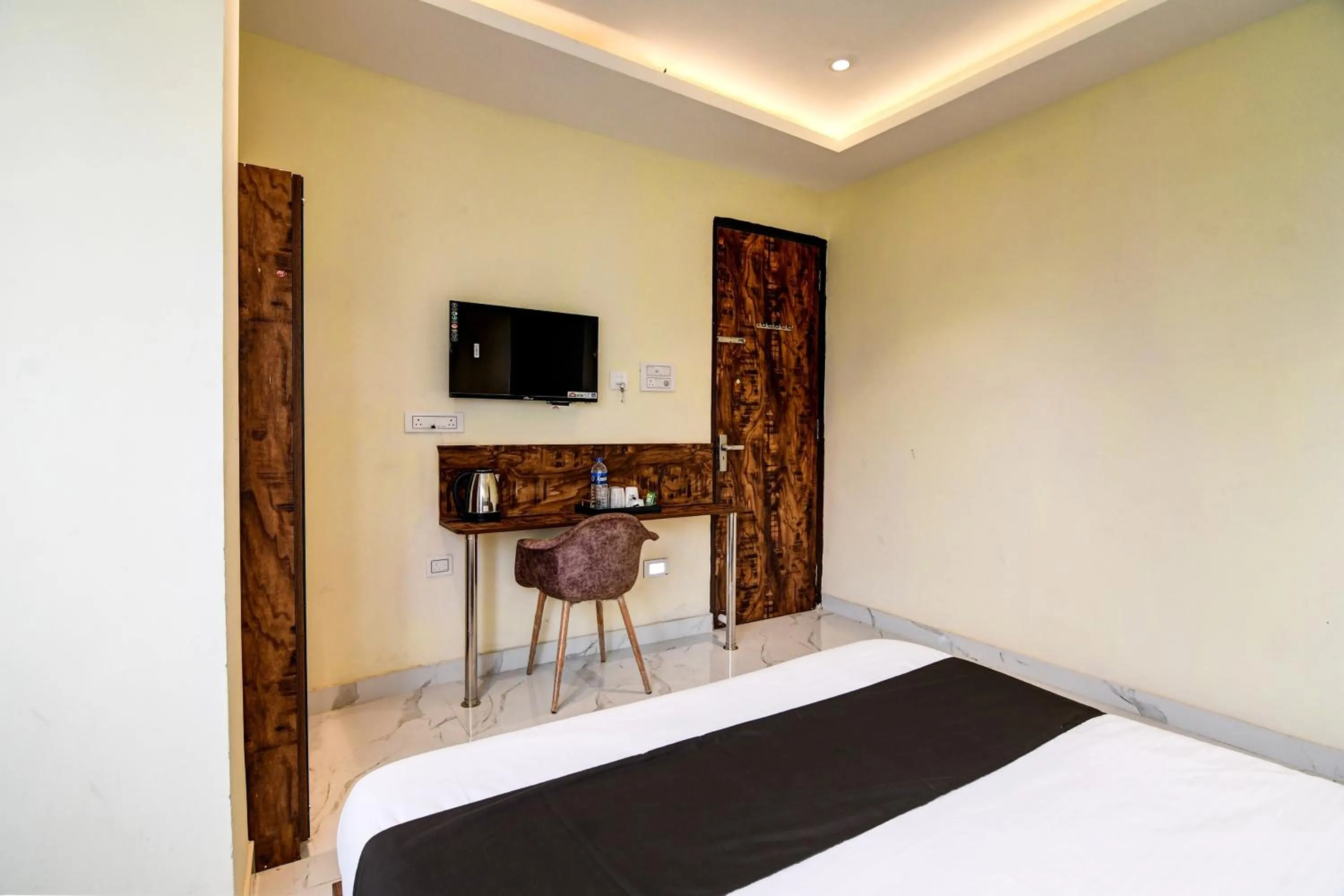 Bedroom, Bed in Collection O The Hastings Club