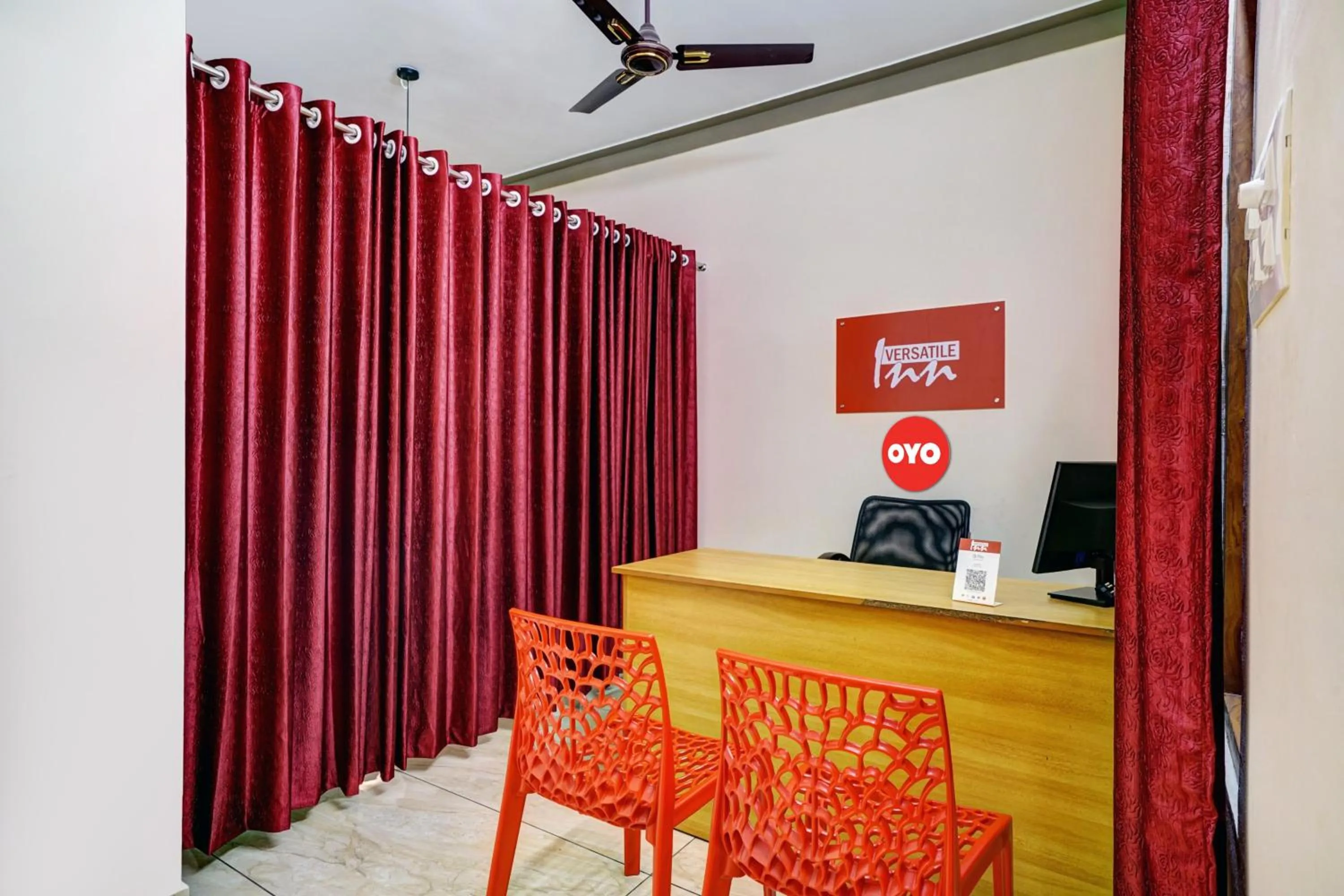 Lobby or reception in Hotel O Versatile Inn