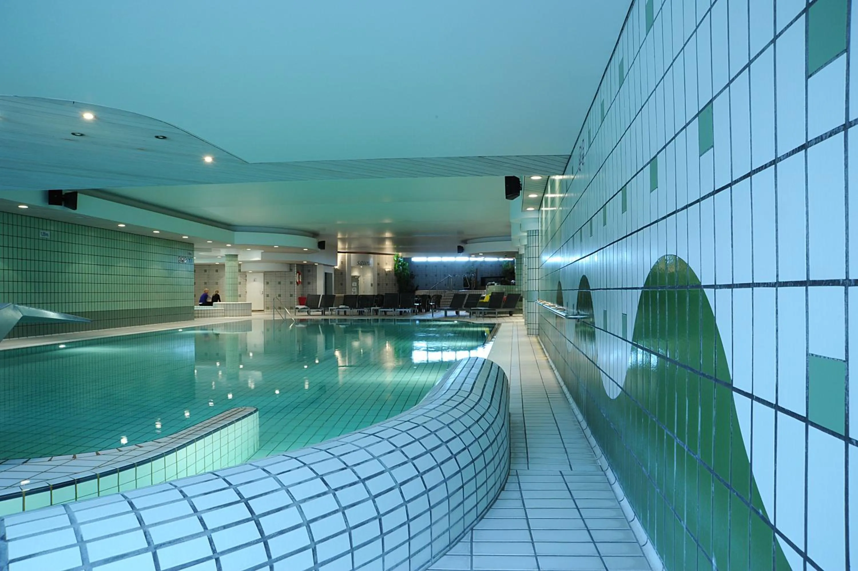 Swimming pool in Vayamundo Oostende