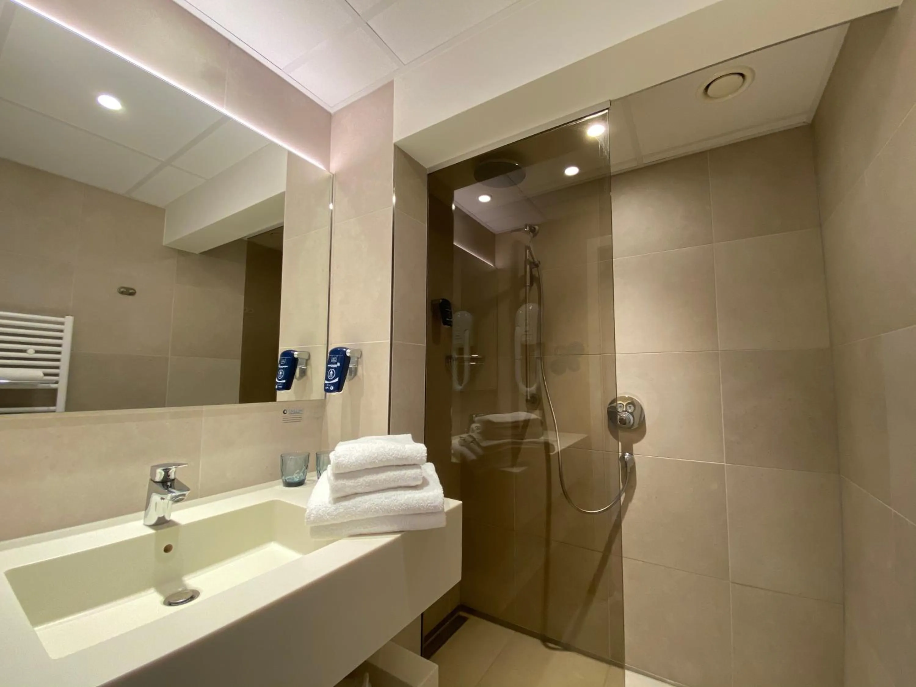 Bathroom in Vayamundo Oostende