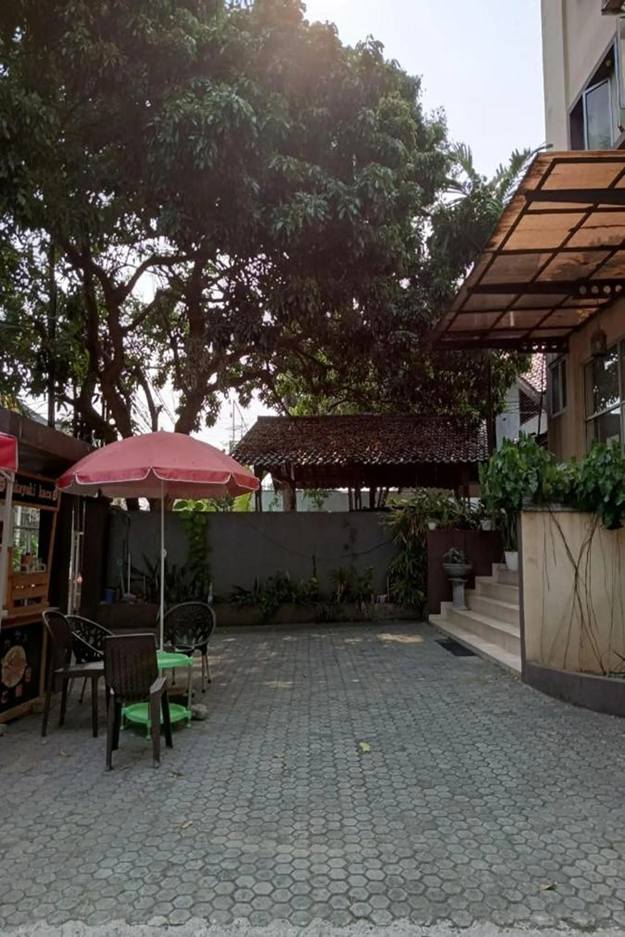Patio in Sultan Residence Syariah