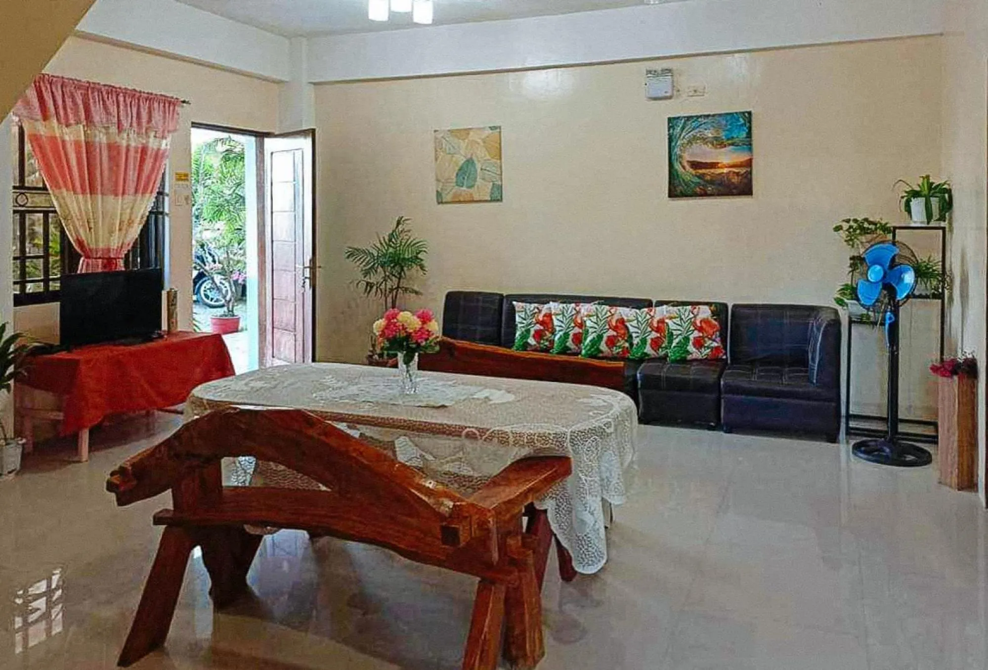 TV and multimedia in RedDoorz @ Mary Land Transient Alaminos Pangasinan