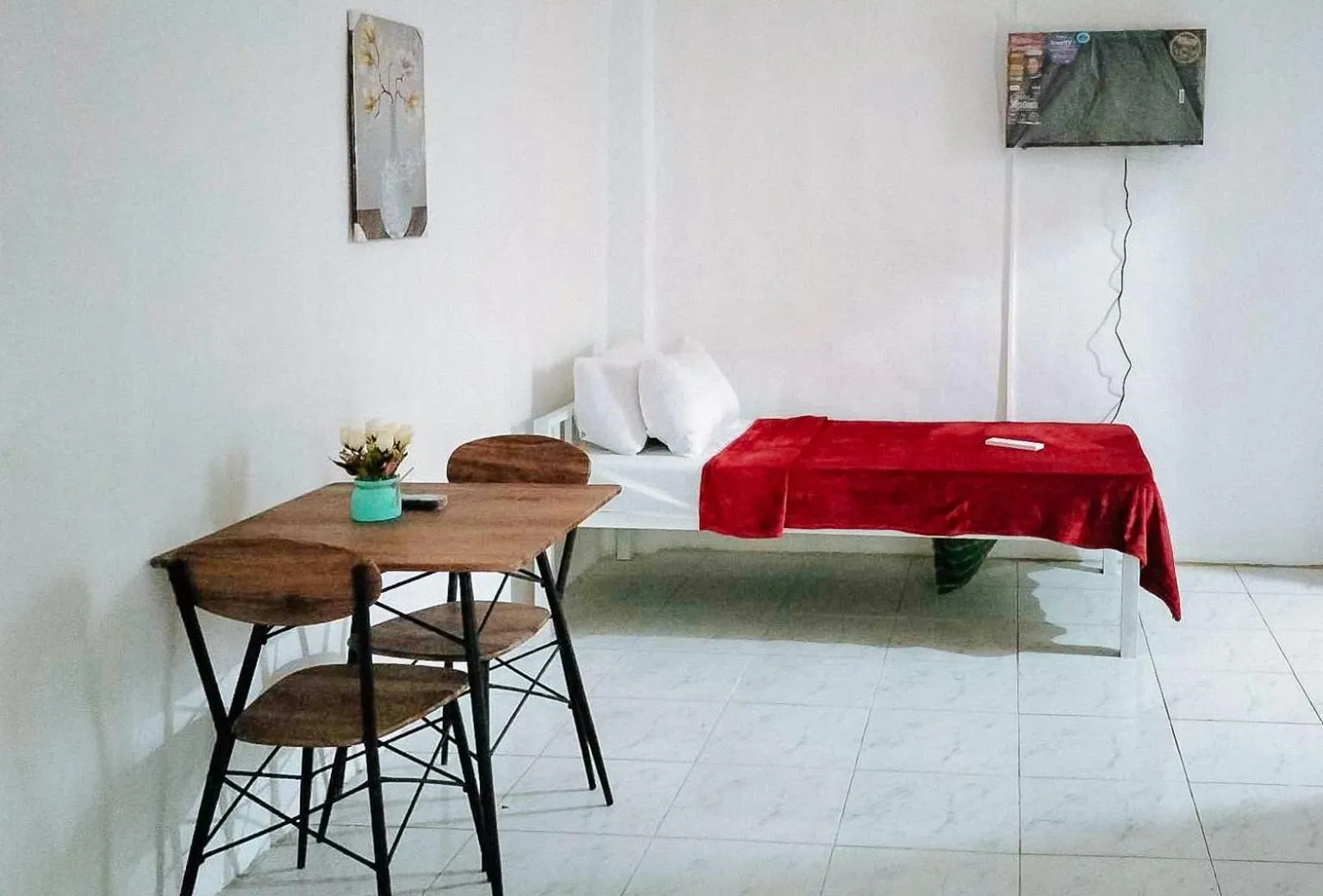 Bed in RedDoorz at Rio Bella Lacson St Bacolod