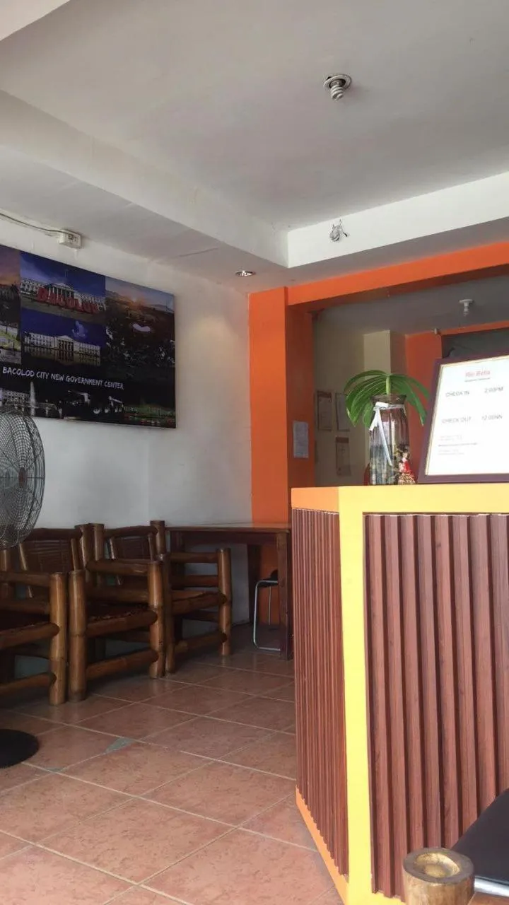 Lobby or reception in RedDoorz at Rio Bella Lacson St Bacolod