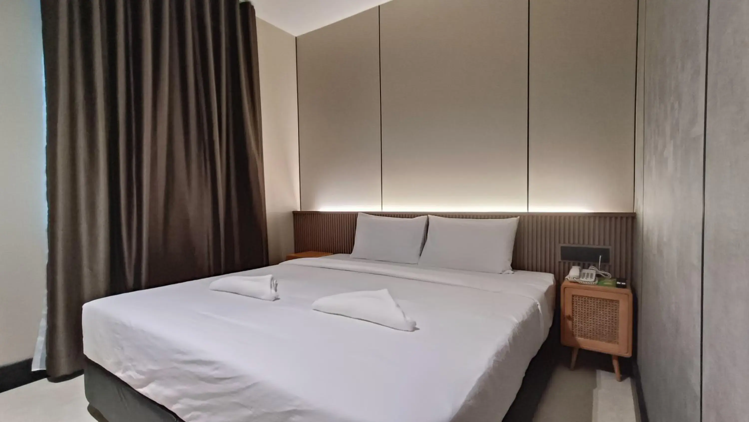 Superior King Room in Urban Inn, Serai Wangi Superior King Room in Urban Inn, Serai Wangi