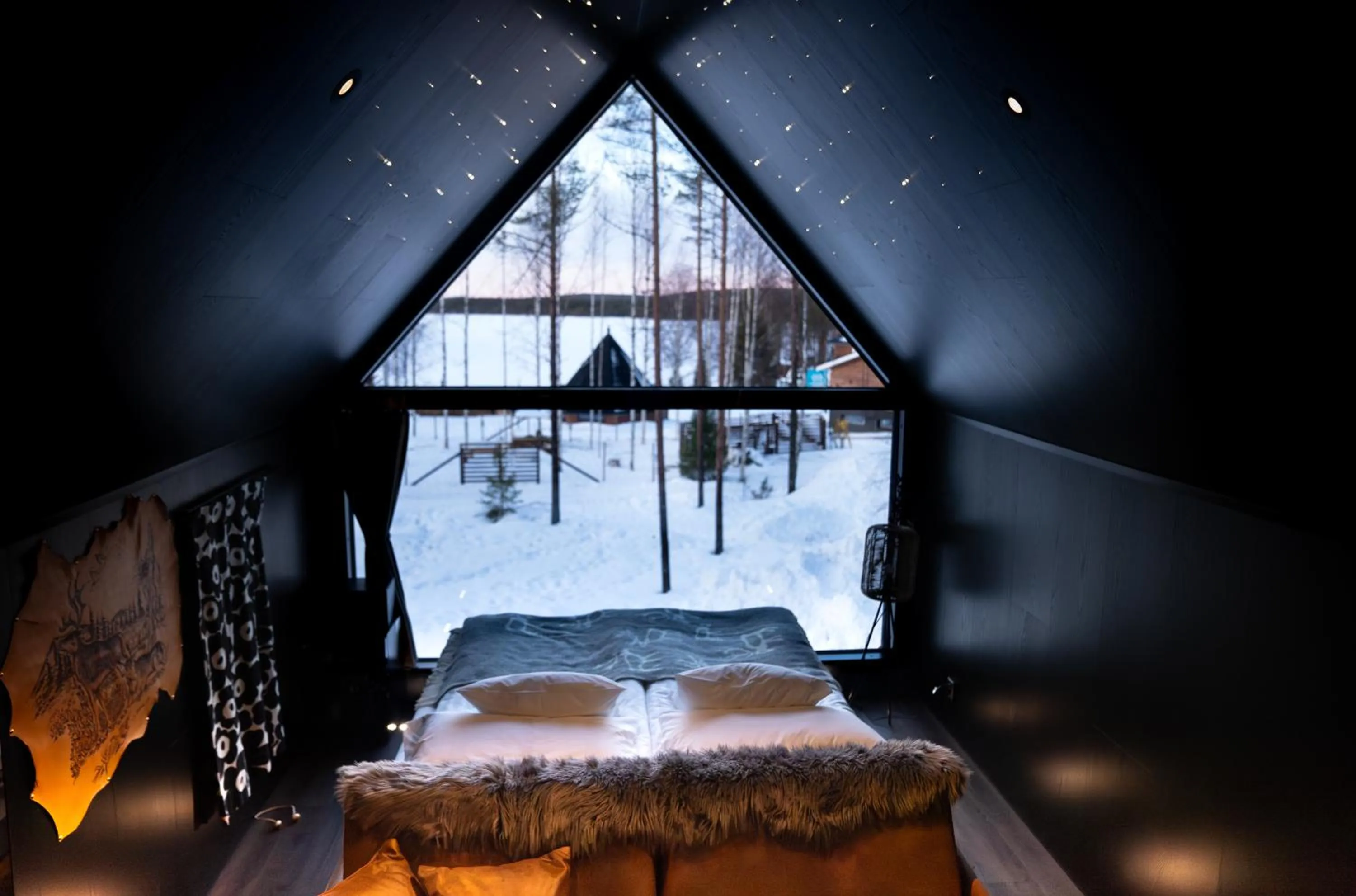 Bed in Aito Igloo & Spa Resort