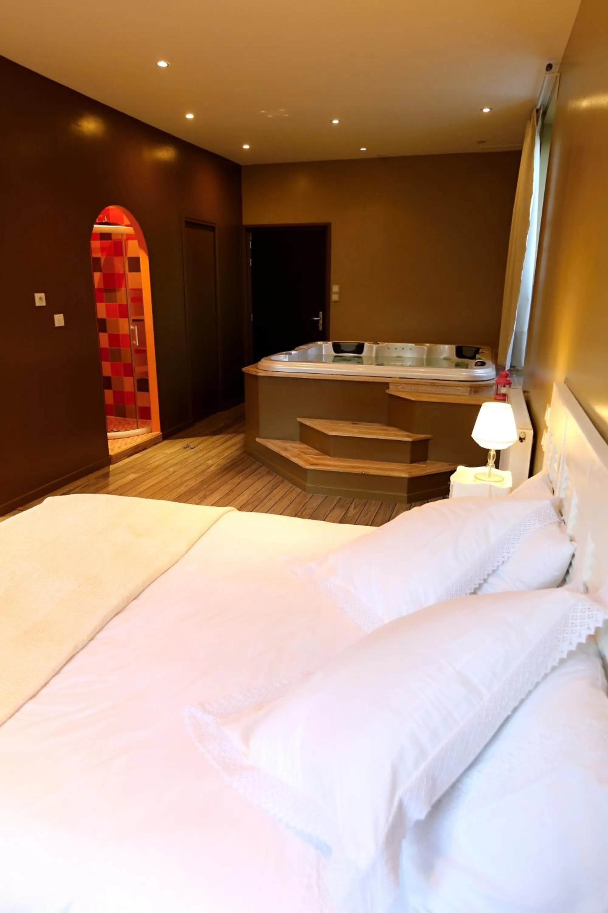 Bedroom, Bed in Hotel La Font Vineuse & Spa