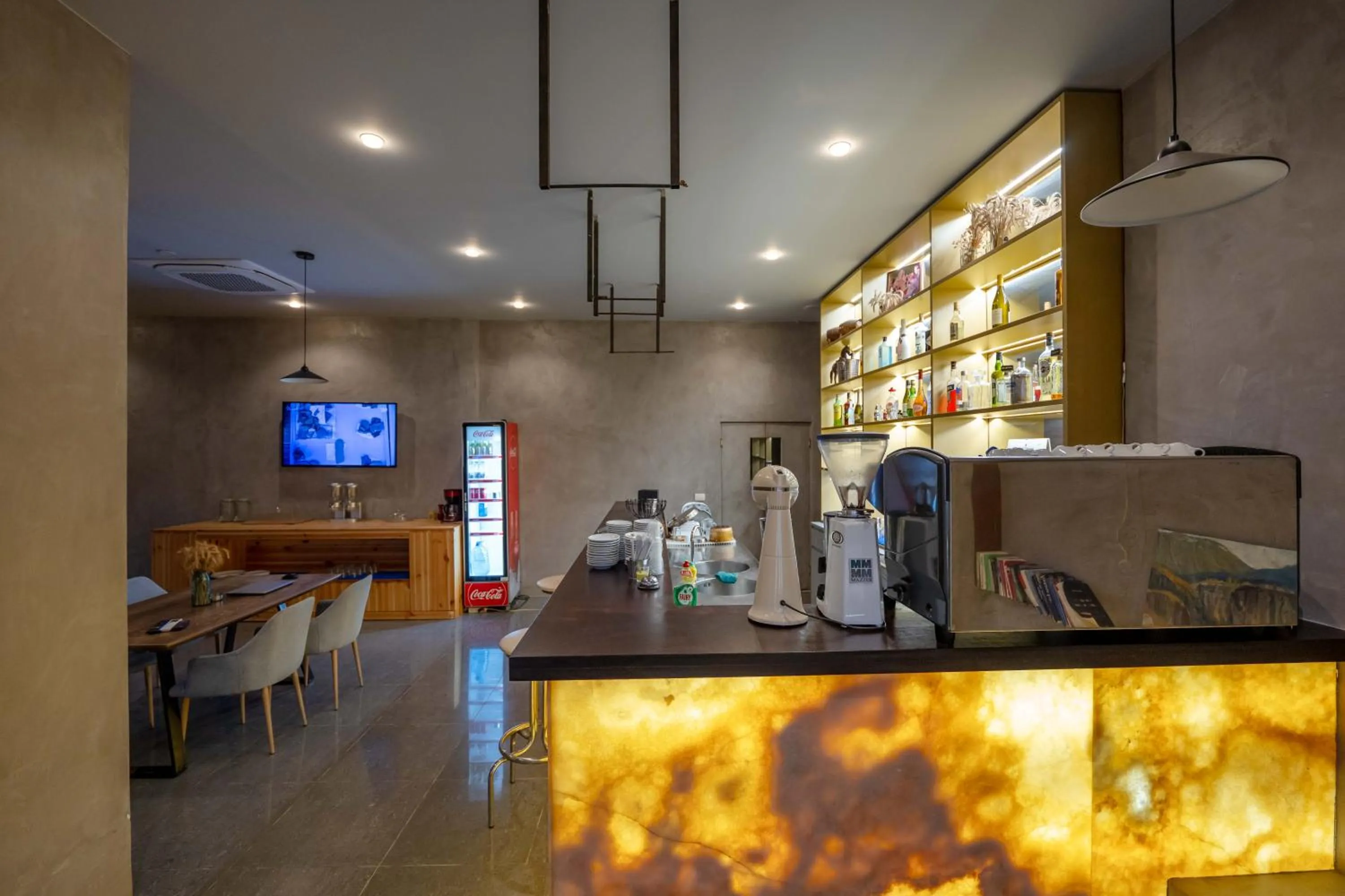 Restaurant/places to eat in Hotel Ble Ble Vlore