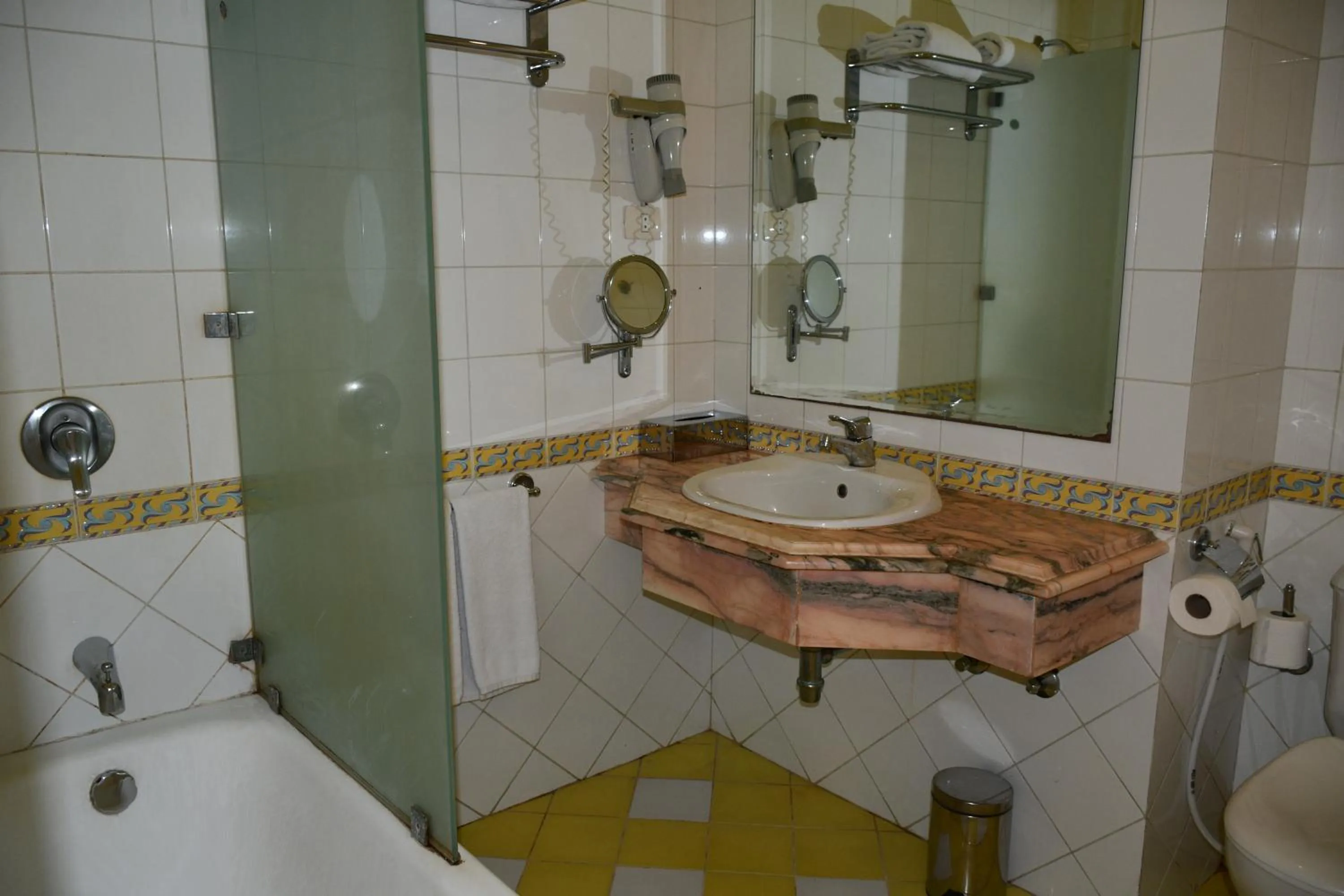 Shower in Amarina Sun Resort & Aqua Park Sharm El-Sheikh