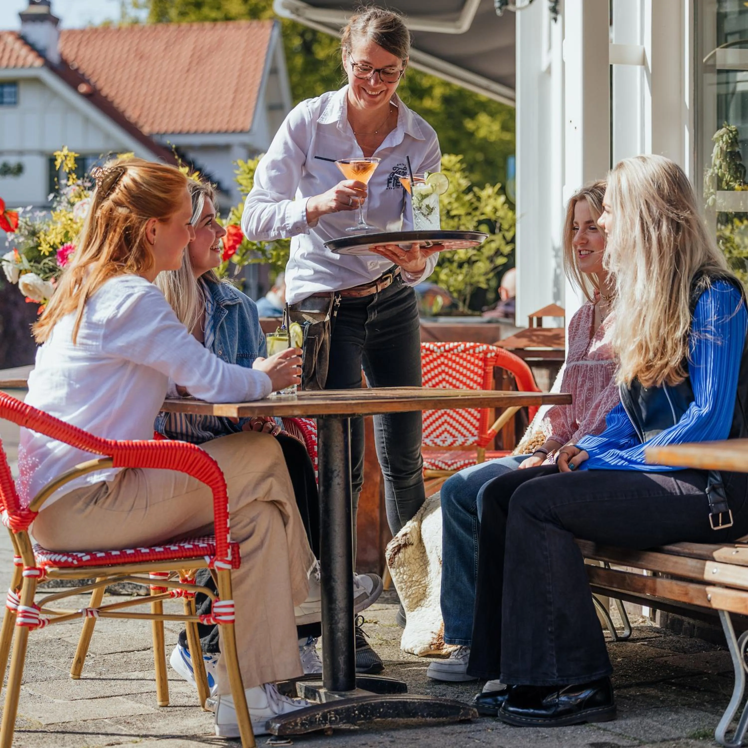 Balcony/Terrace in Hotel Fase Fier Eten en Drinken
