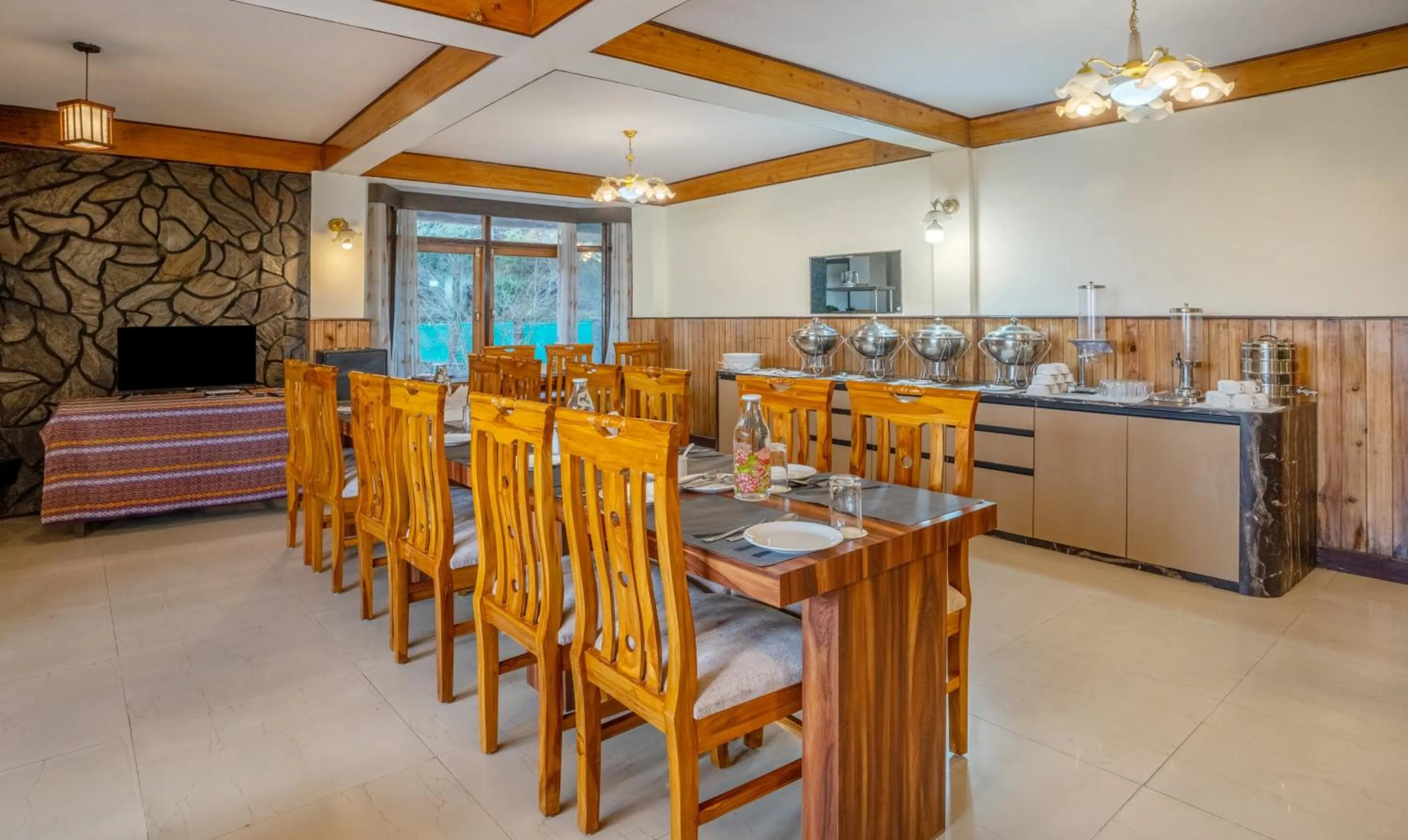 Restaurant/places to eat in Treebo Eeshan Rodhi Resort, Darjeeling