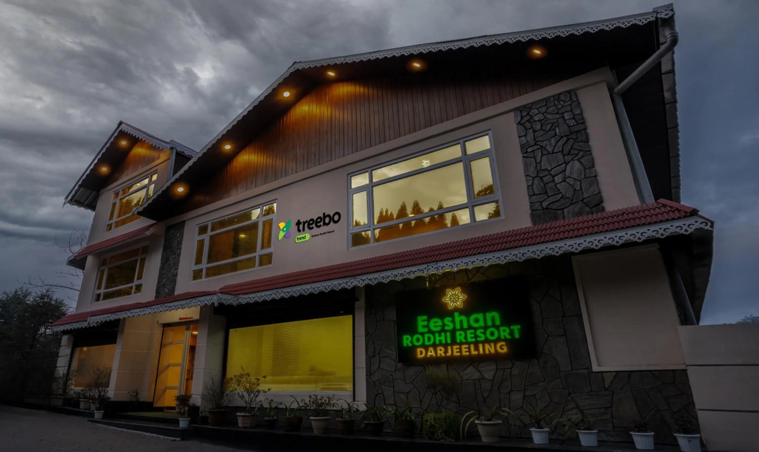 Facade/entrance in Treebo Eeshan Rodhi Resort, Darjeeling