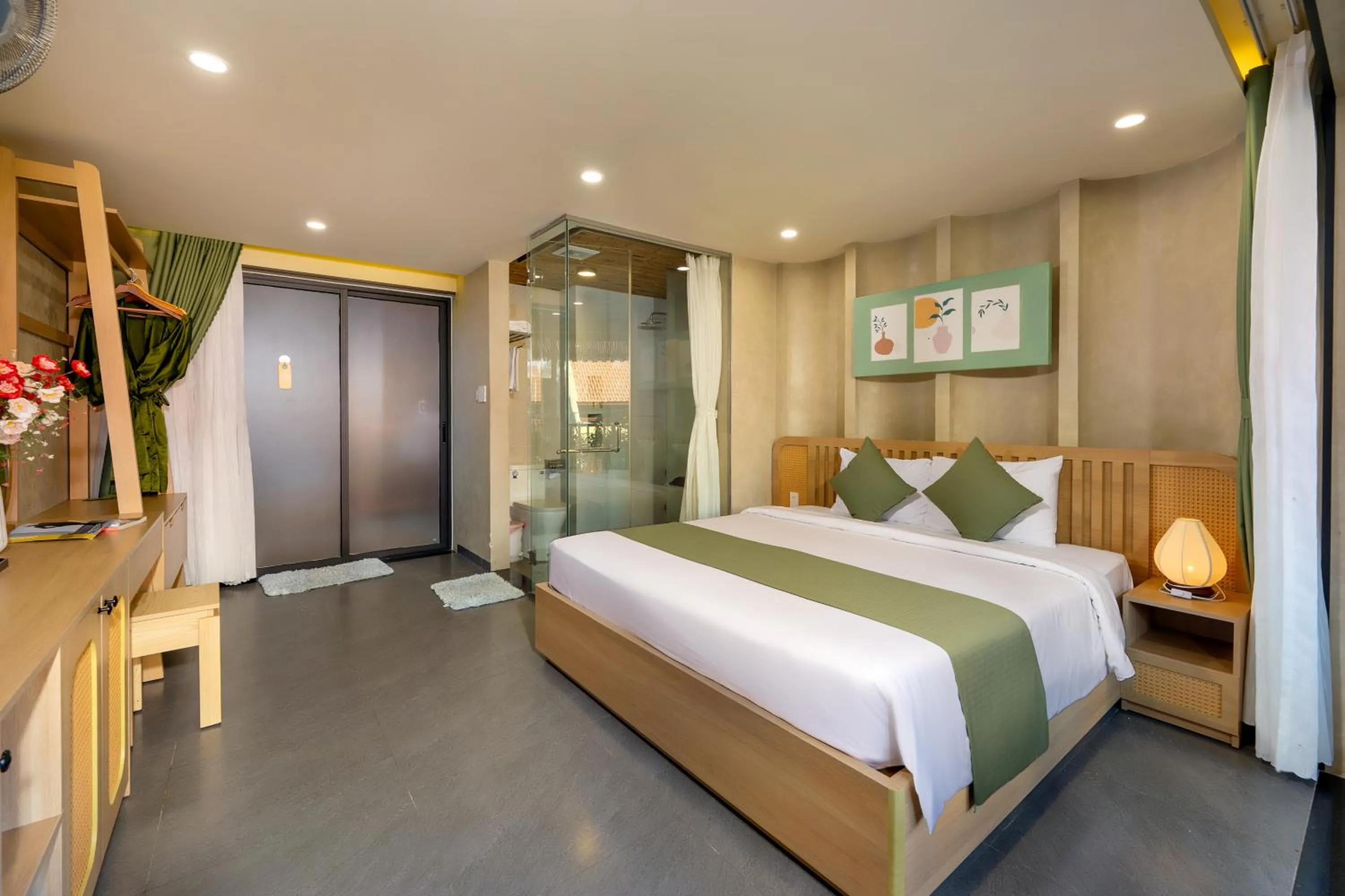 Bed in The Linh Seaside Villa Hoi An