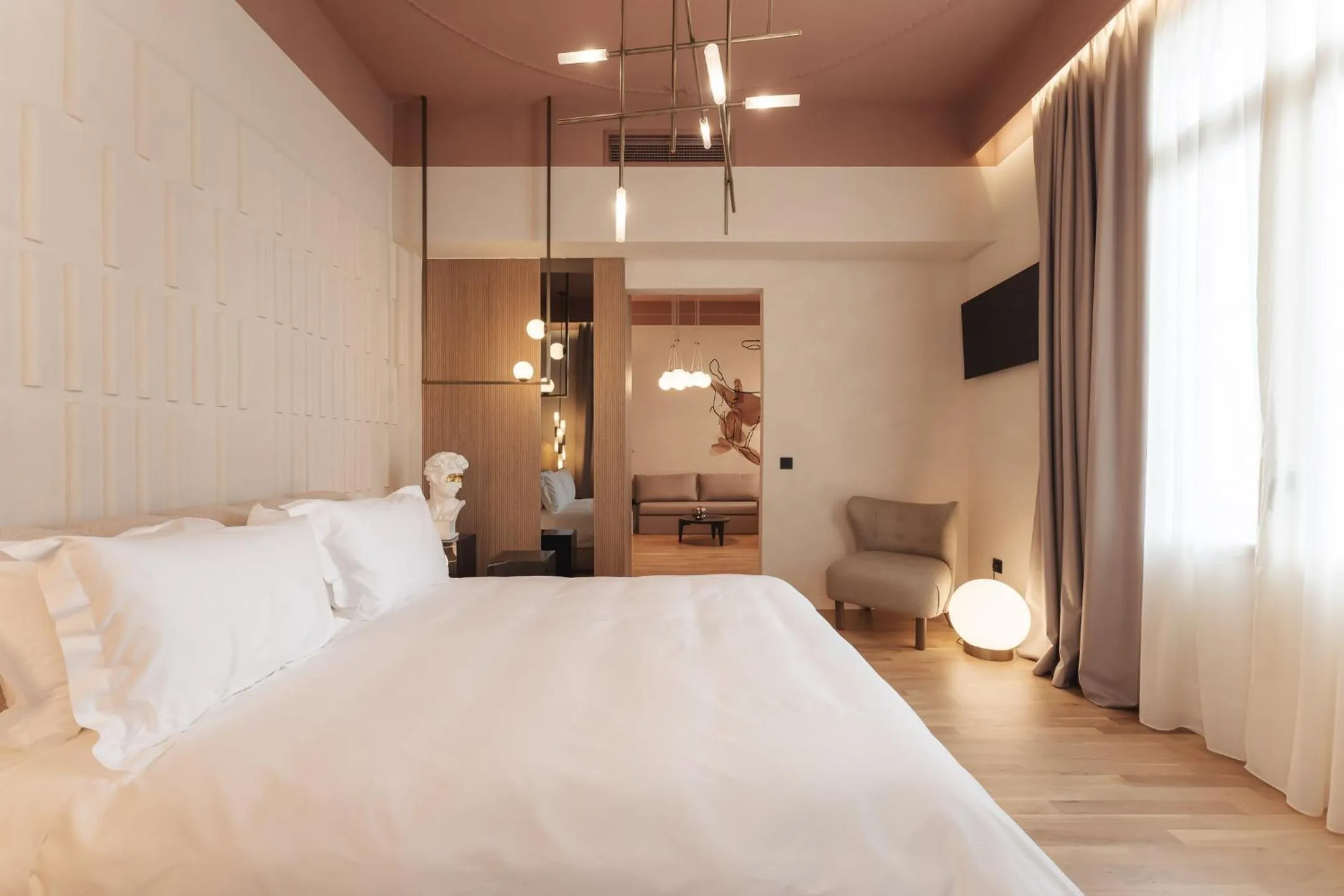 Bedroom, Bed in Zenith Premium Suites