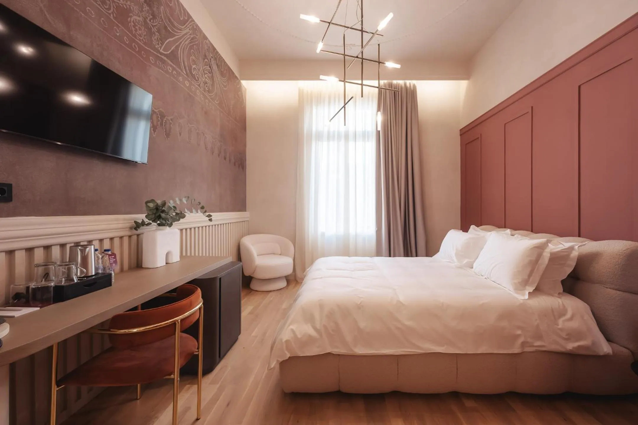 Bed in Zenith Premium Suites