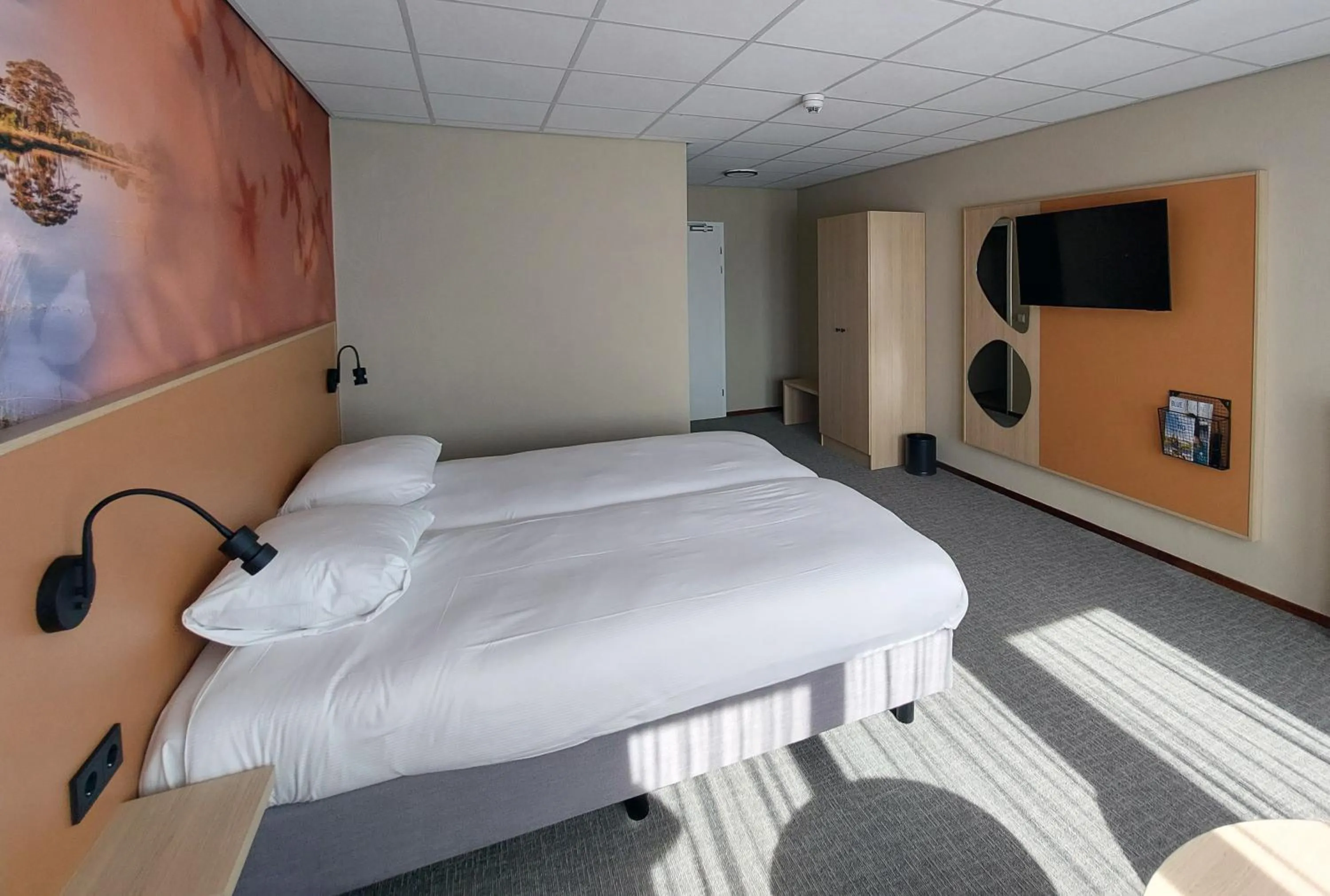 Photo of the whole room, Bed in Fletcher Hotel-Restaurant de Borken