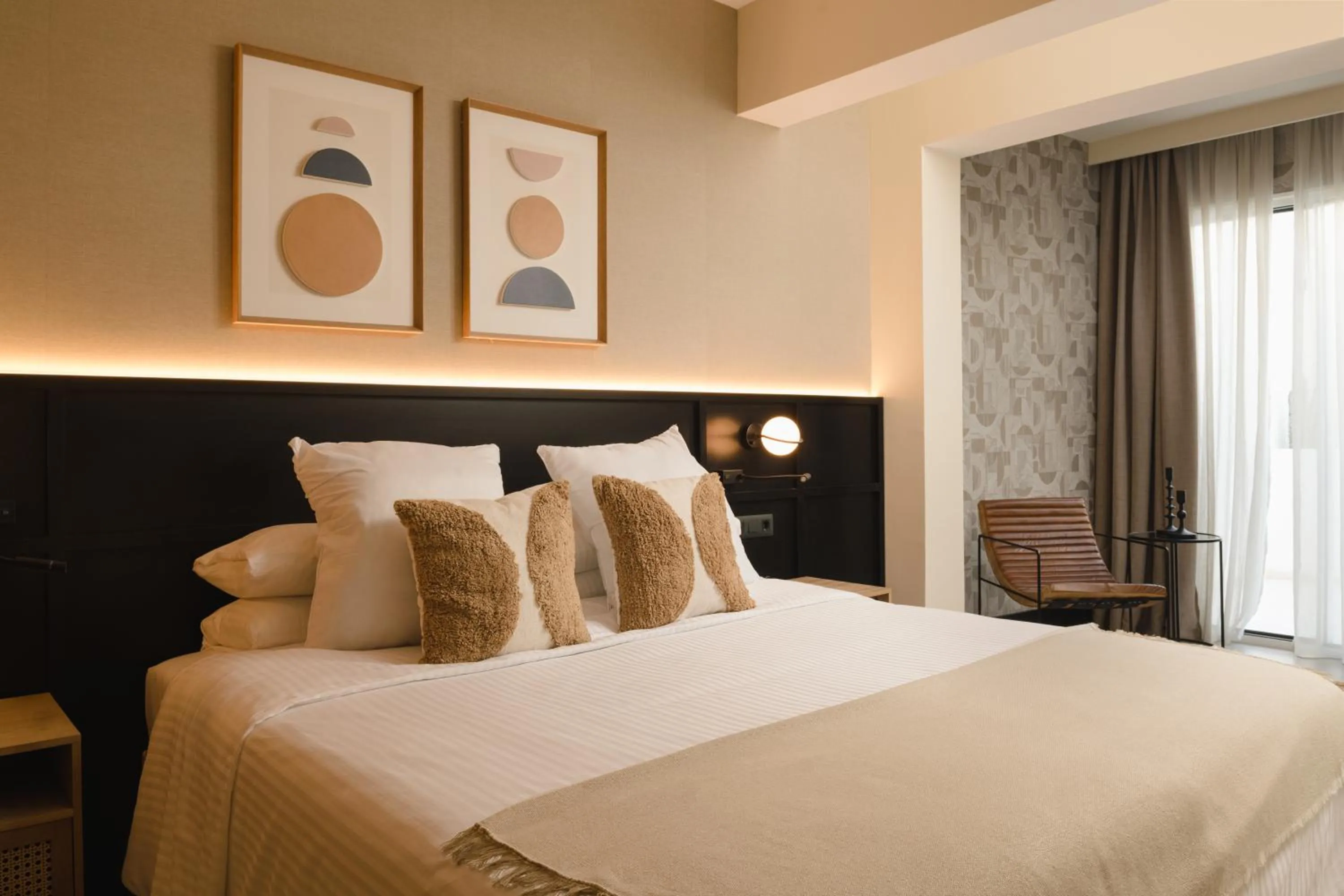 Bedroom, Bed in Blue Marina Suites - Boutique Apartments