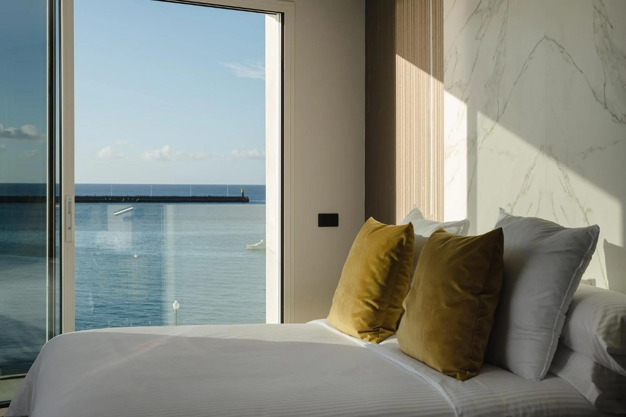 Bedroom, Bed in Blue Marina Suites - Boutique Apartments