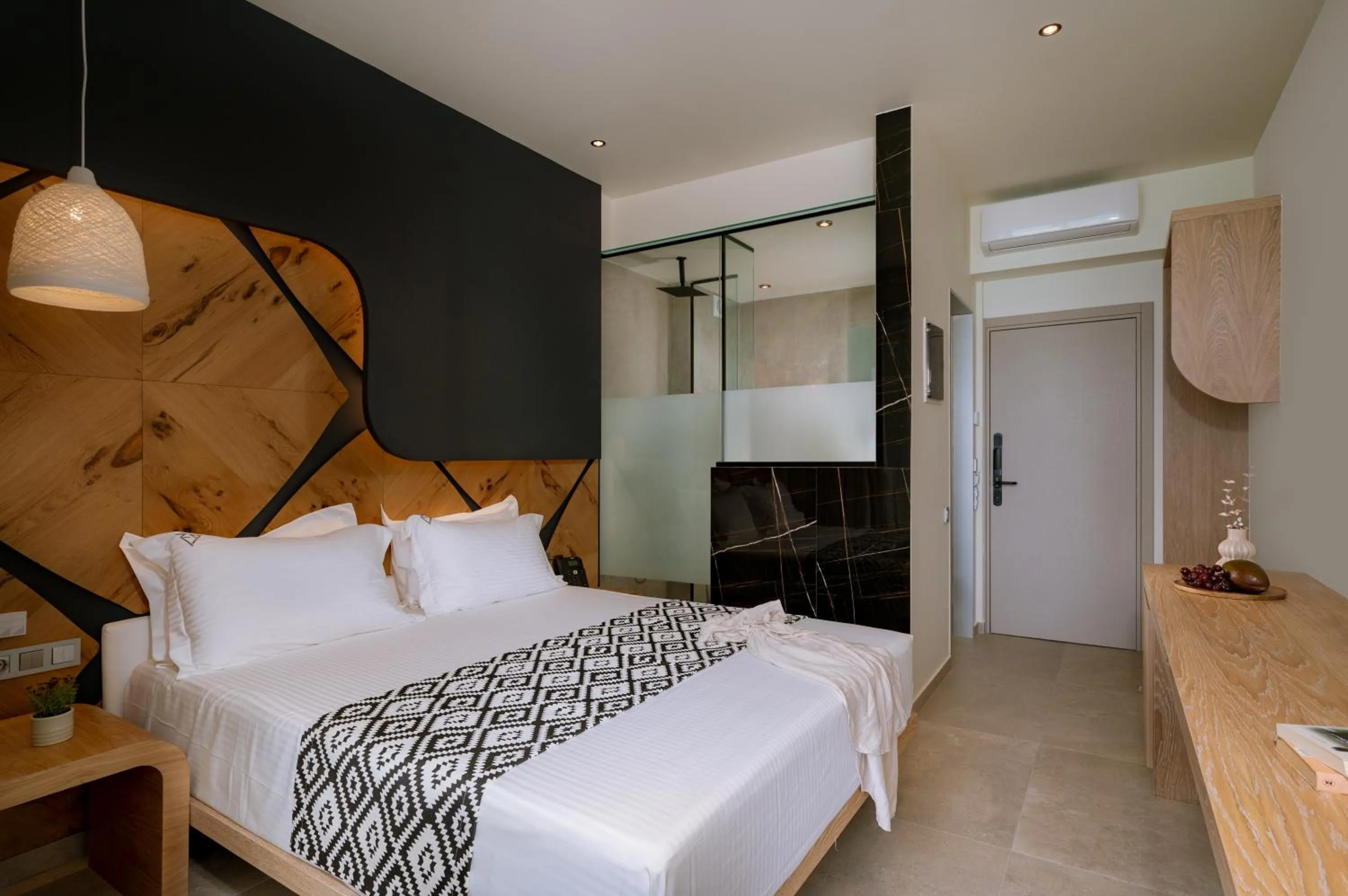 Bed in ZEST THASSOS LUXURY RETREAT