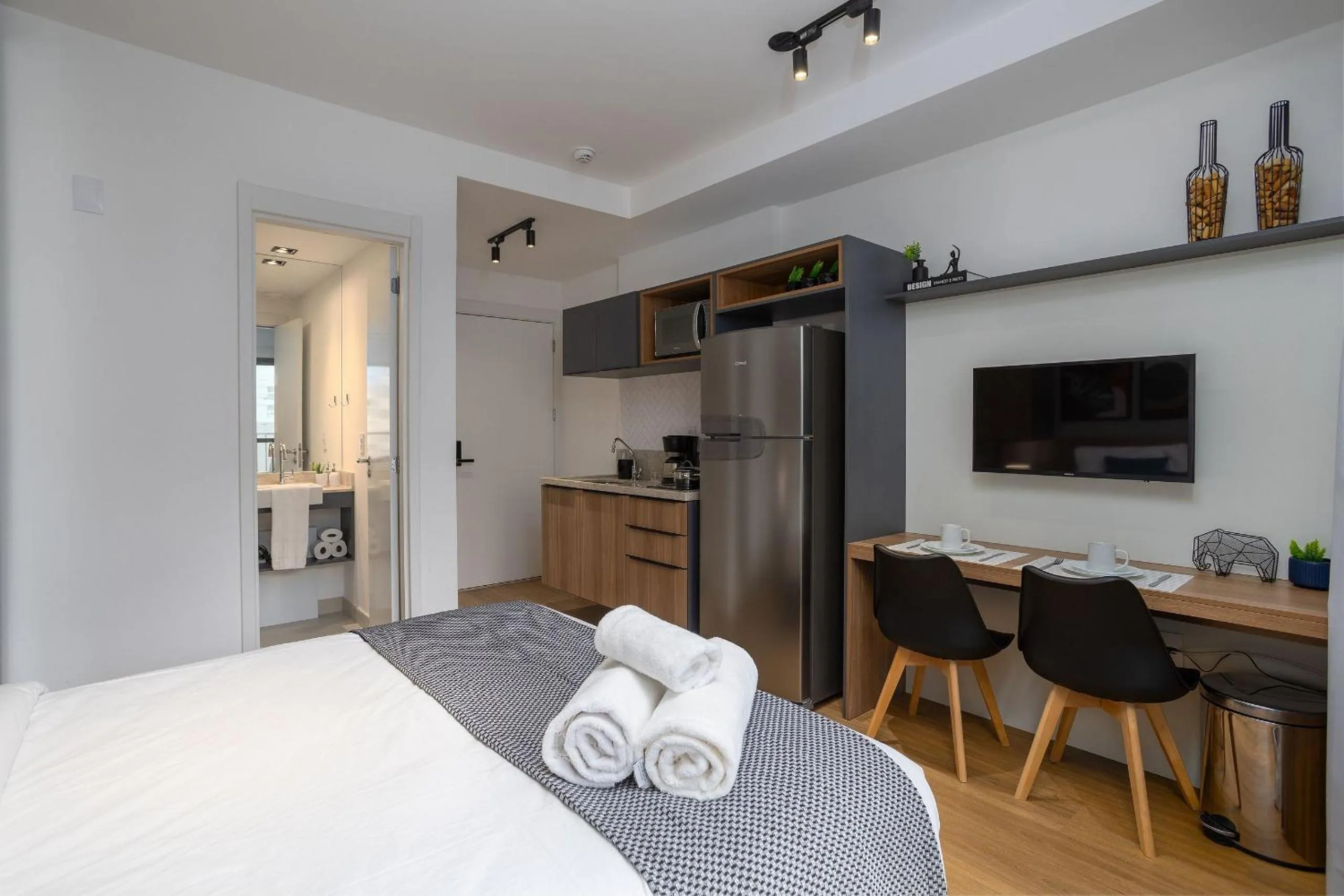 Bedroom, Bed in Atmosfera Brooklin