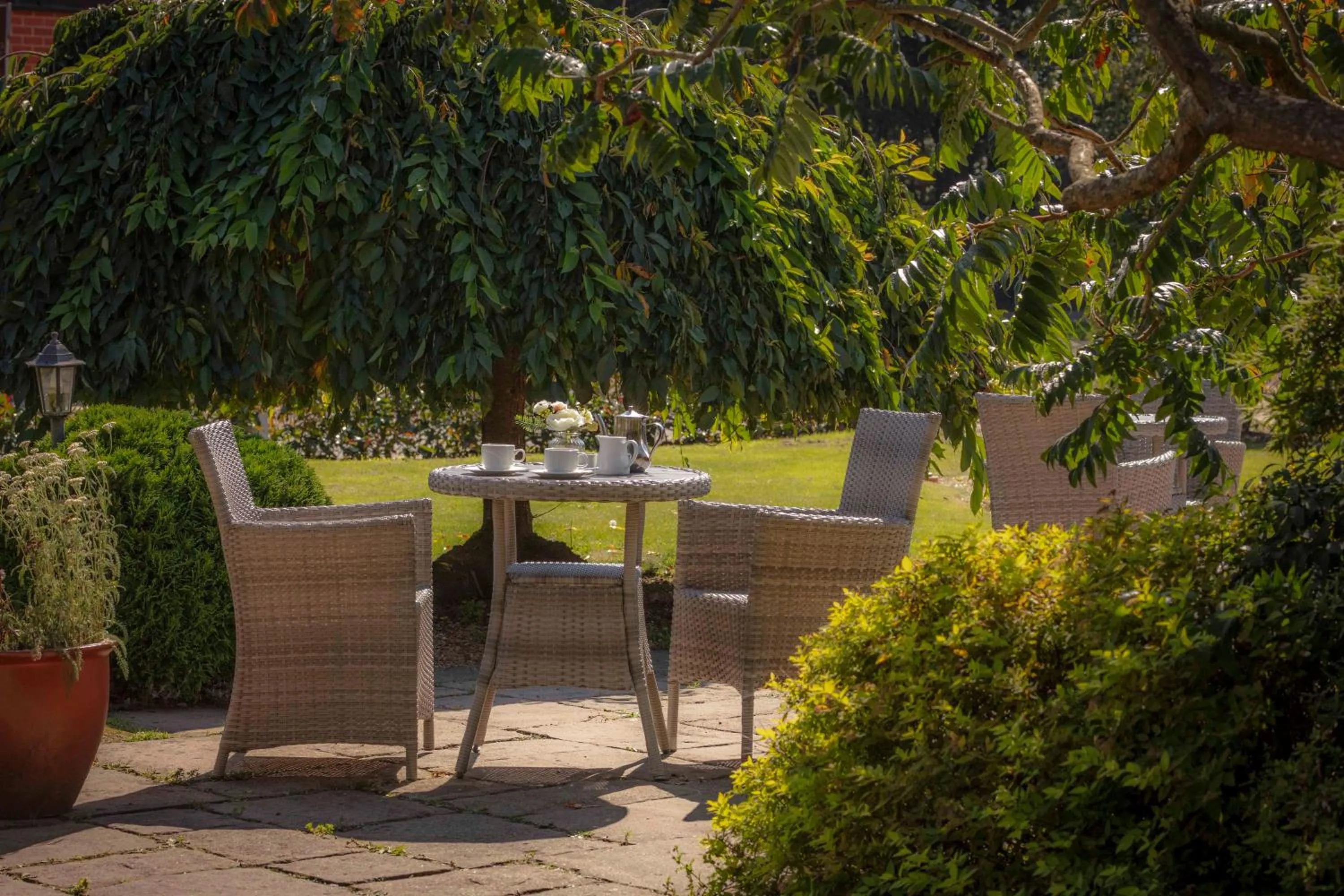 Property building in Knights Hill Hotel & Spa