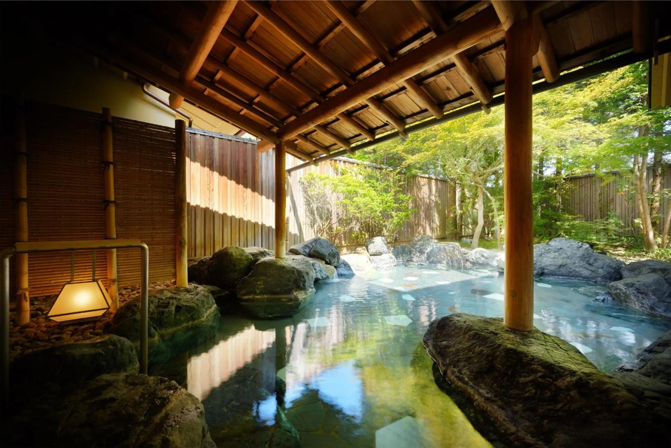 Hot Spring Bath in Saryo Souen