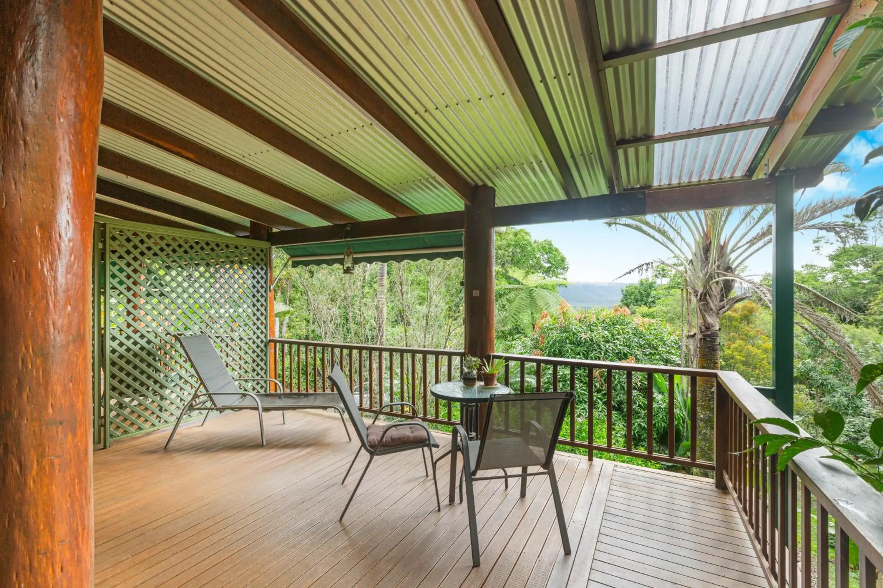 Deluxe Double Room with Balcony in Atherton Blue Gum Deluxe Double Room with Balcony in Atherton Blue Gum