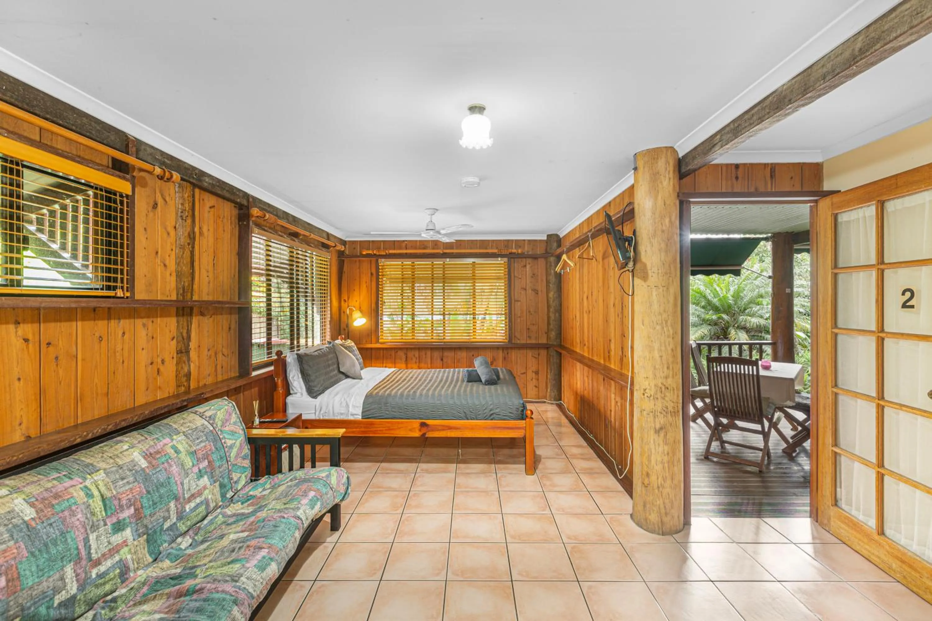 Seating area, Bed in Atherton Blue Gum