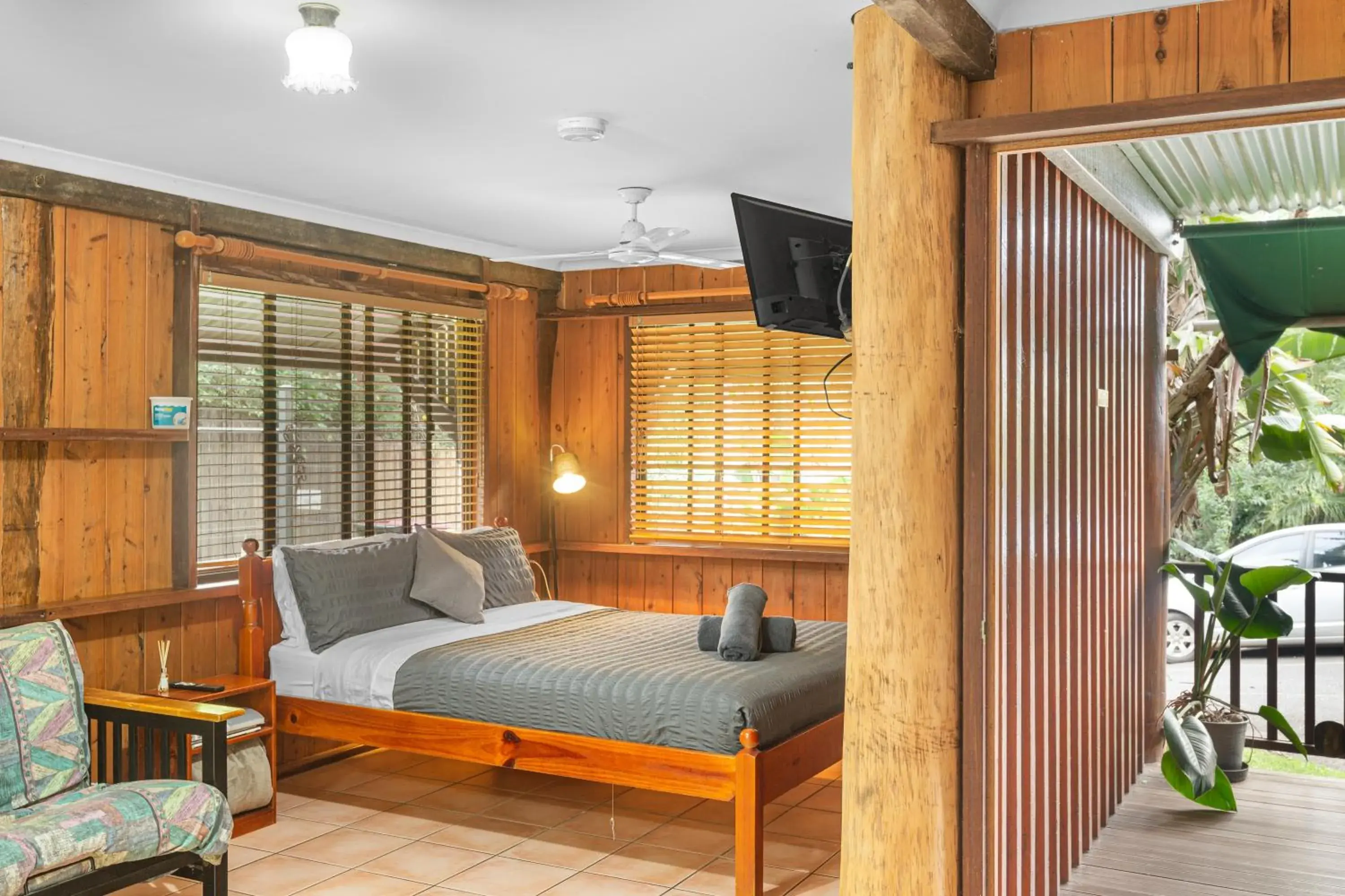 Superior Double Room in Atherton Blue Gum Superior Double Room in Atherton Blue Gum