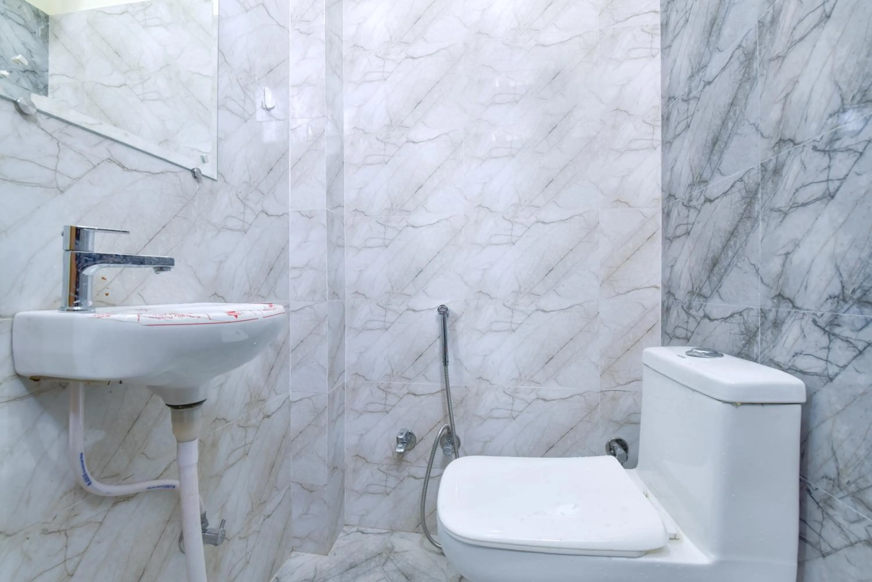 Bathroom in HOMEWOOD SUITES Jaipur