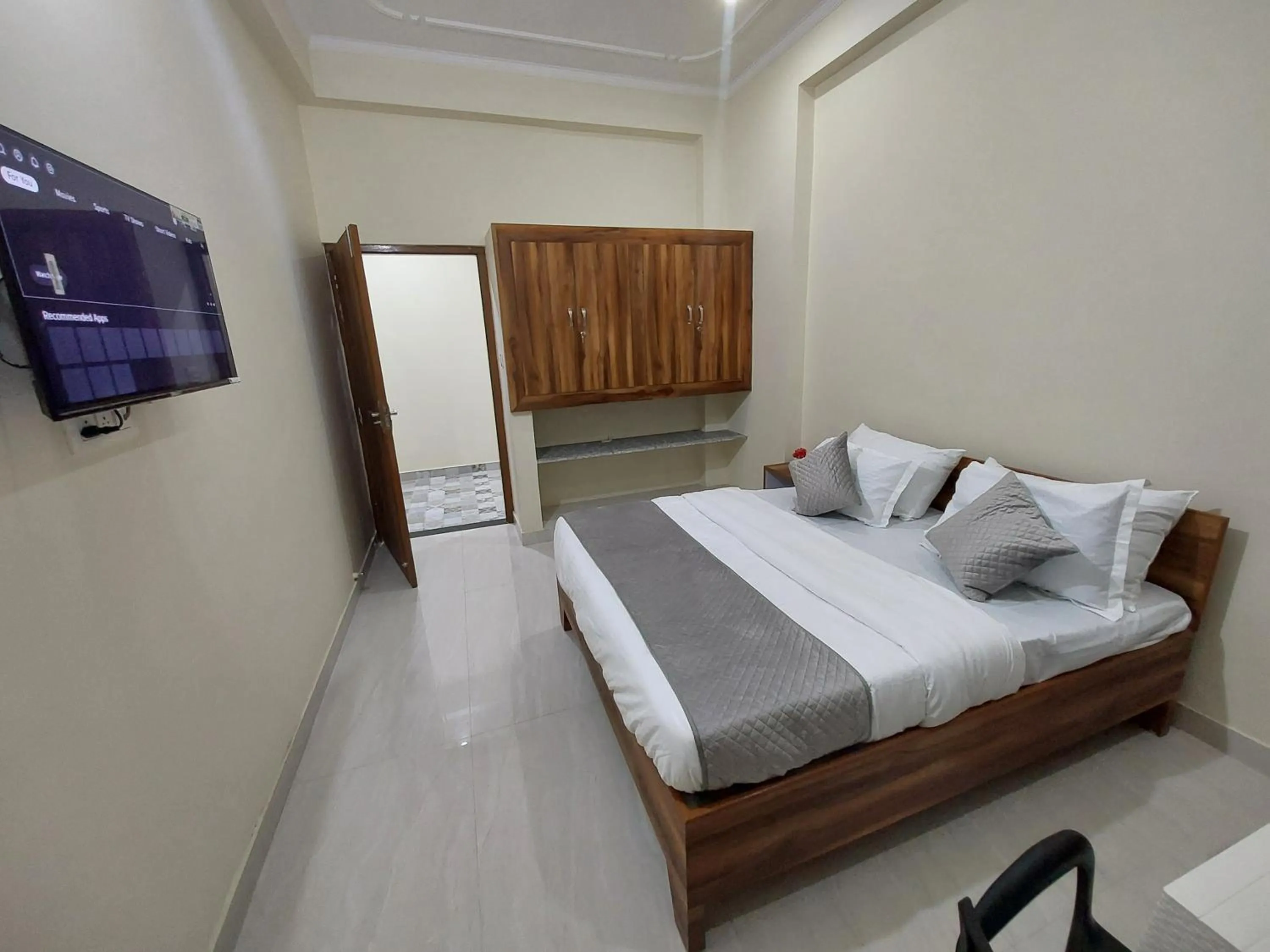 Bed in HOMEWOOD SUITES Jaipur