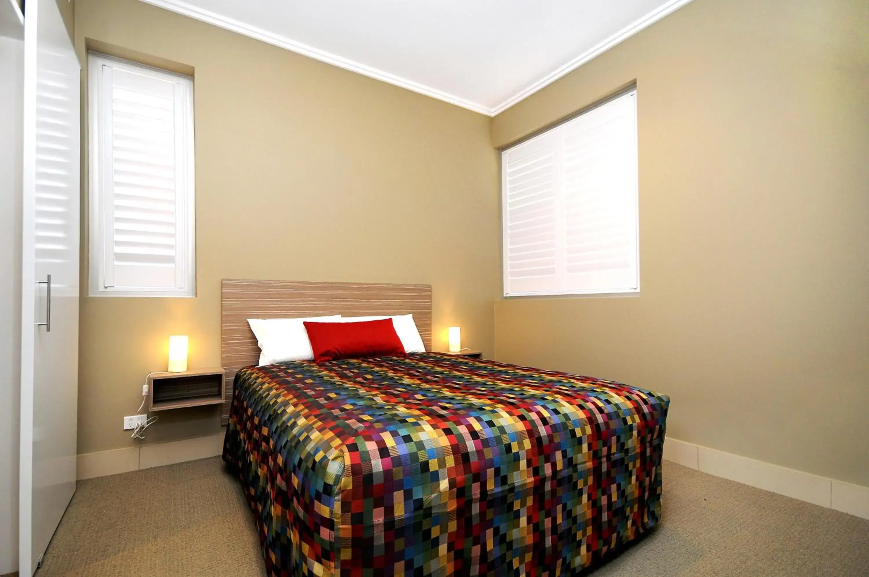 Two-Bedroom Apartment in Laguna Serviced Apartments Two-Bedroom Apartment in Laguna Serviced Apartments