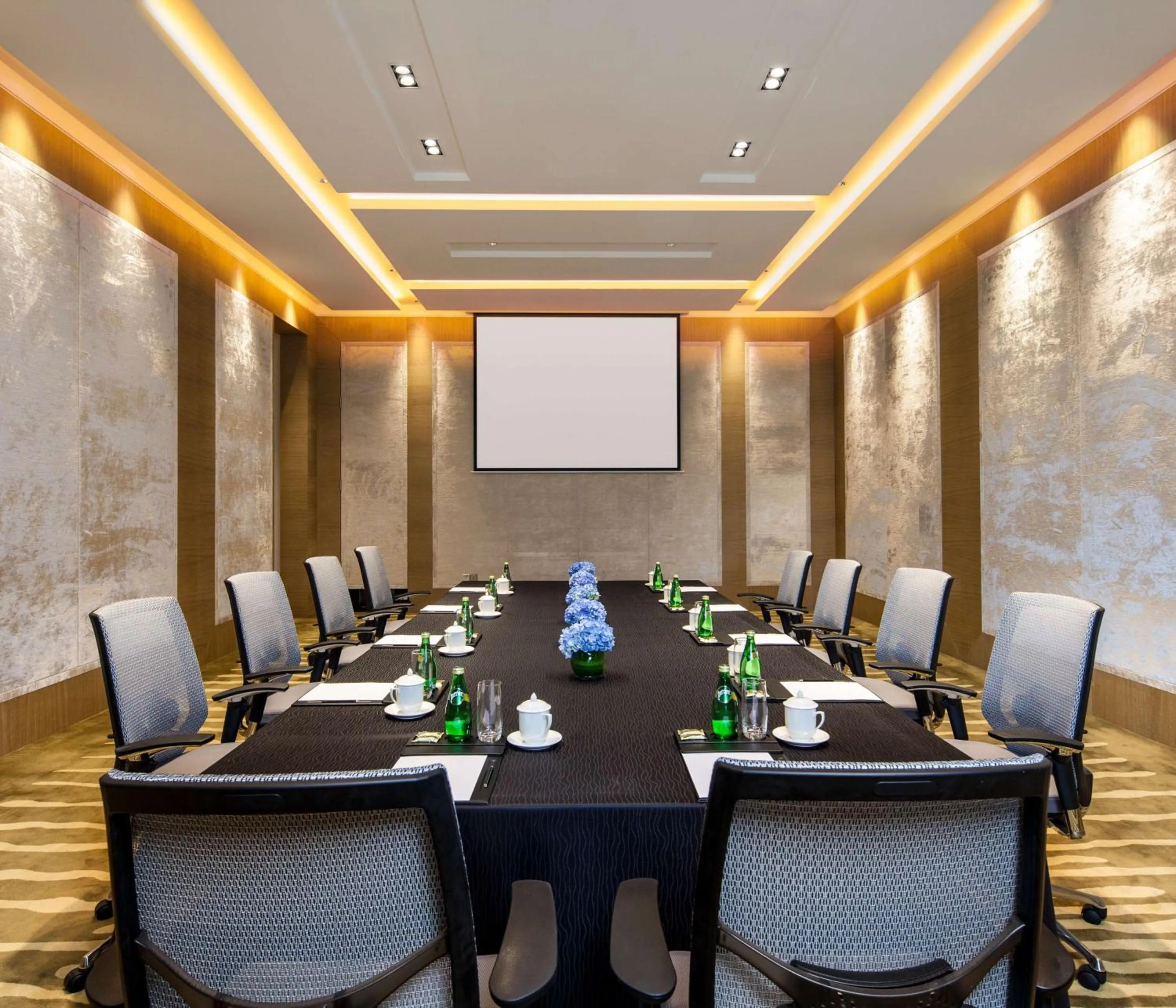 Meeting/conference room in Sanya Yazhou Bay Resort Curio Collection by Hilton