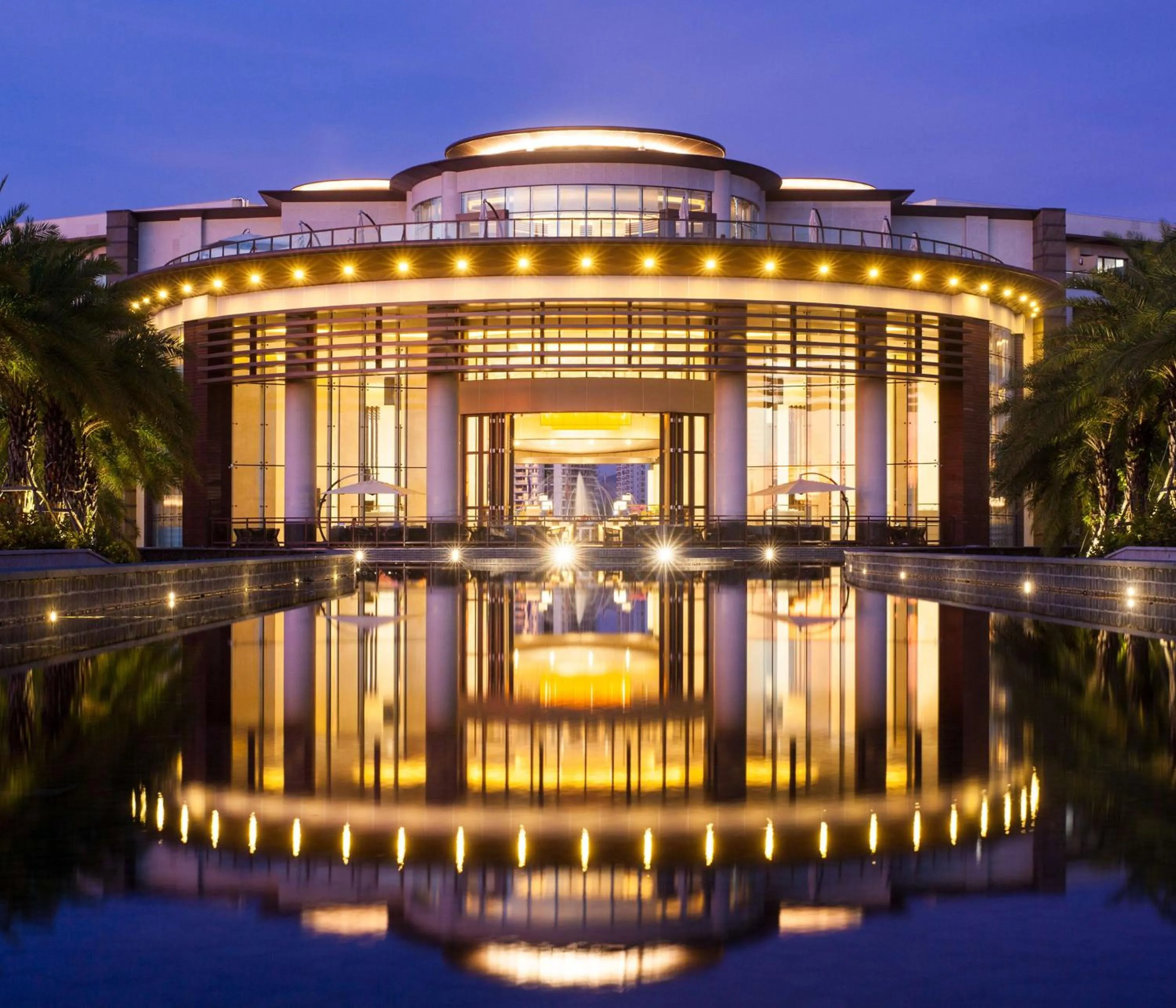 Property Building in Sanya Yazhou Bay Resort Curio Collection by Hilton