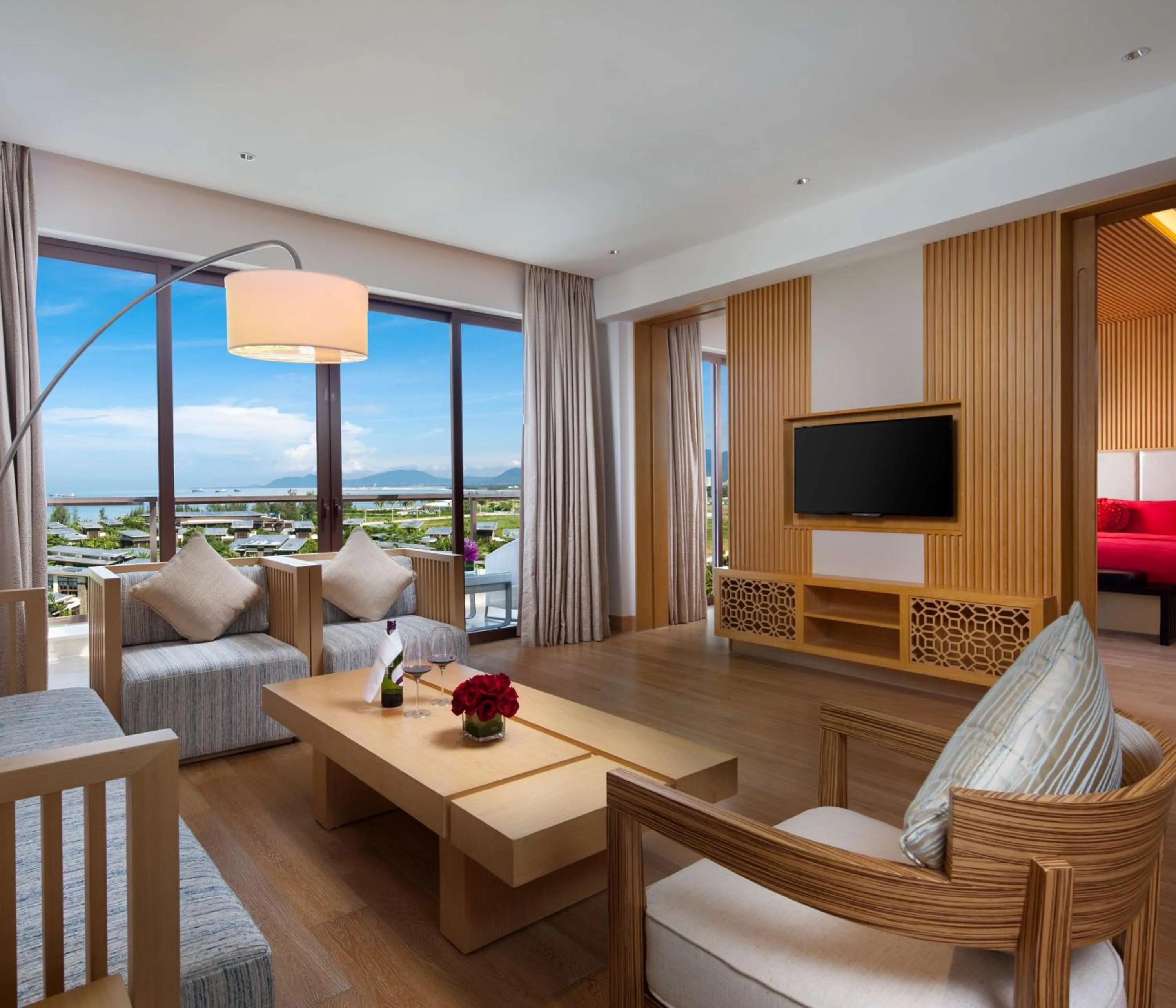 Bedroom, Seating Area in Sanya Yazhou Bay Resort Curio Collection by Hilton