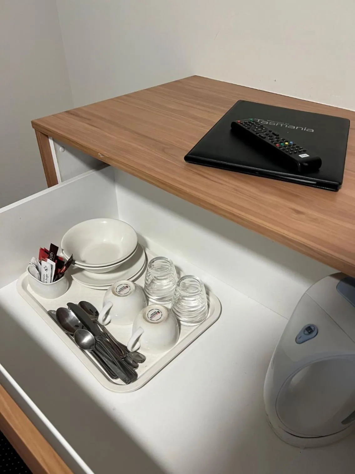 Coffee/tea facilities in Star Bar Cafe & Hotel